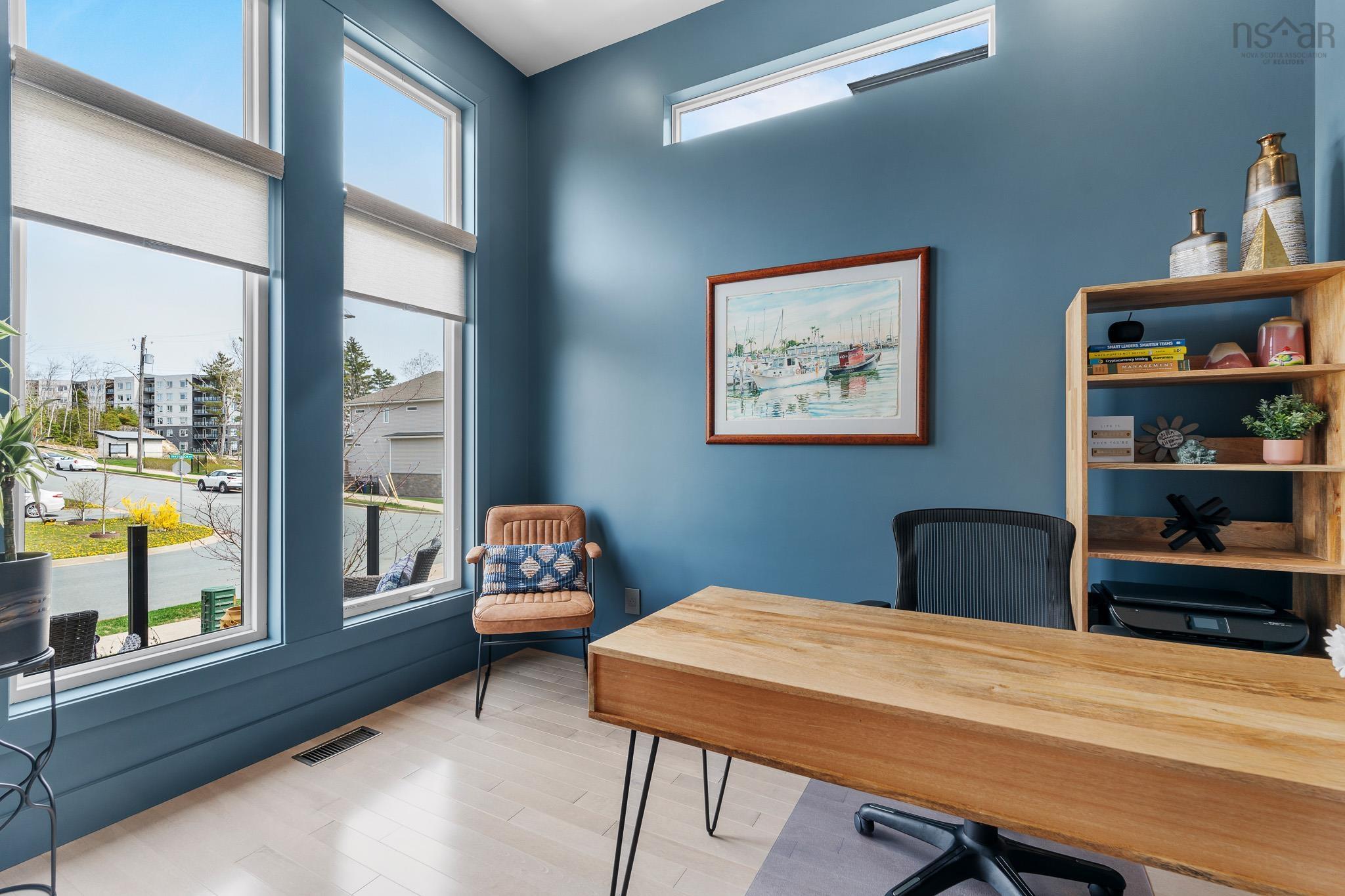 $1,299,900.00: 87 Innsbrook Way, Bedford