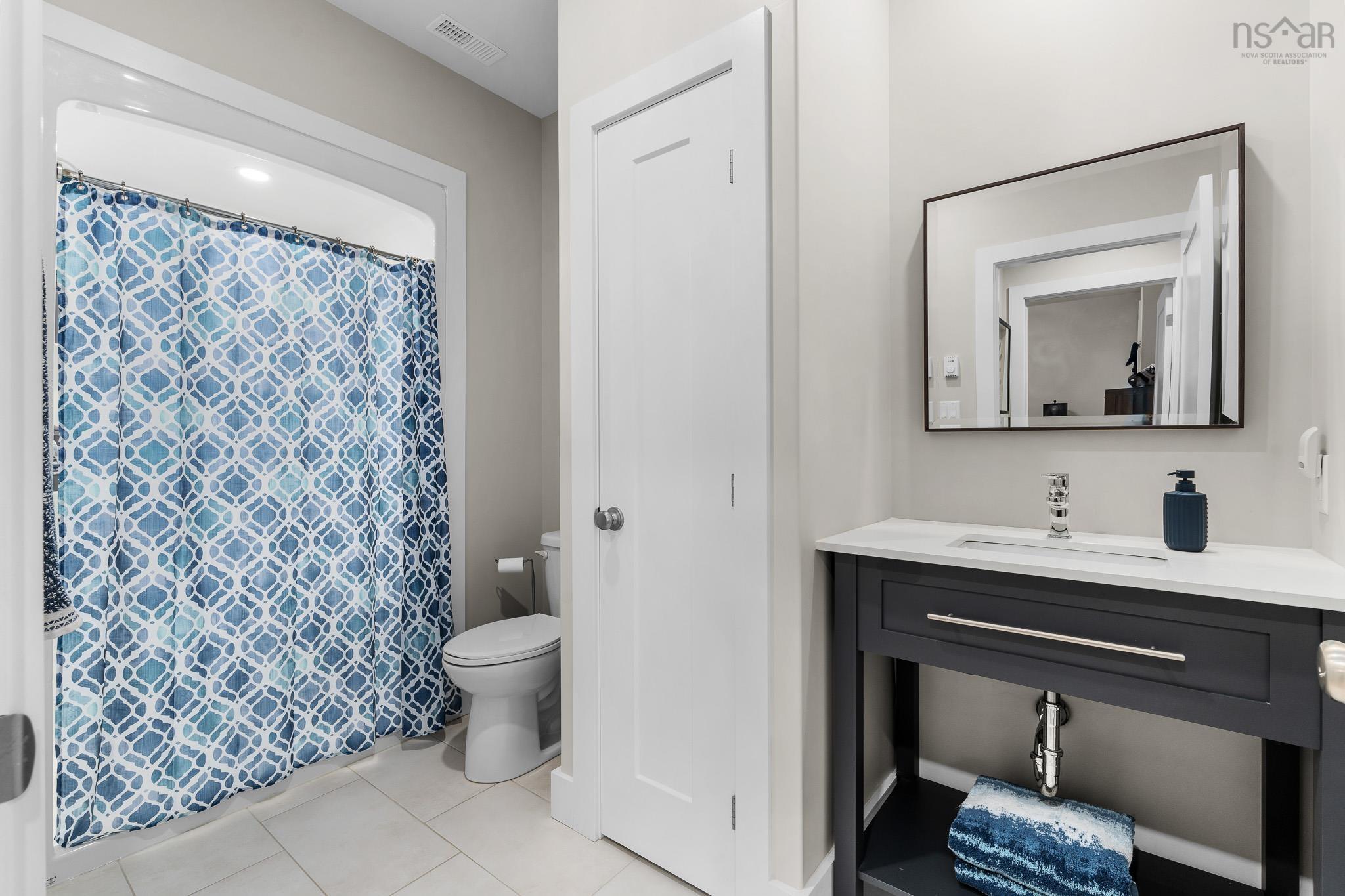 $1,299,900.00: 87 Innsbrook Way, Bedford