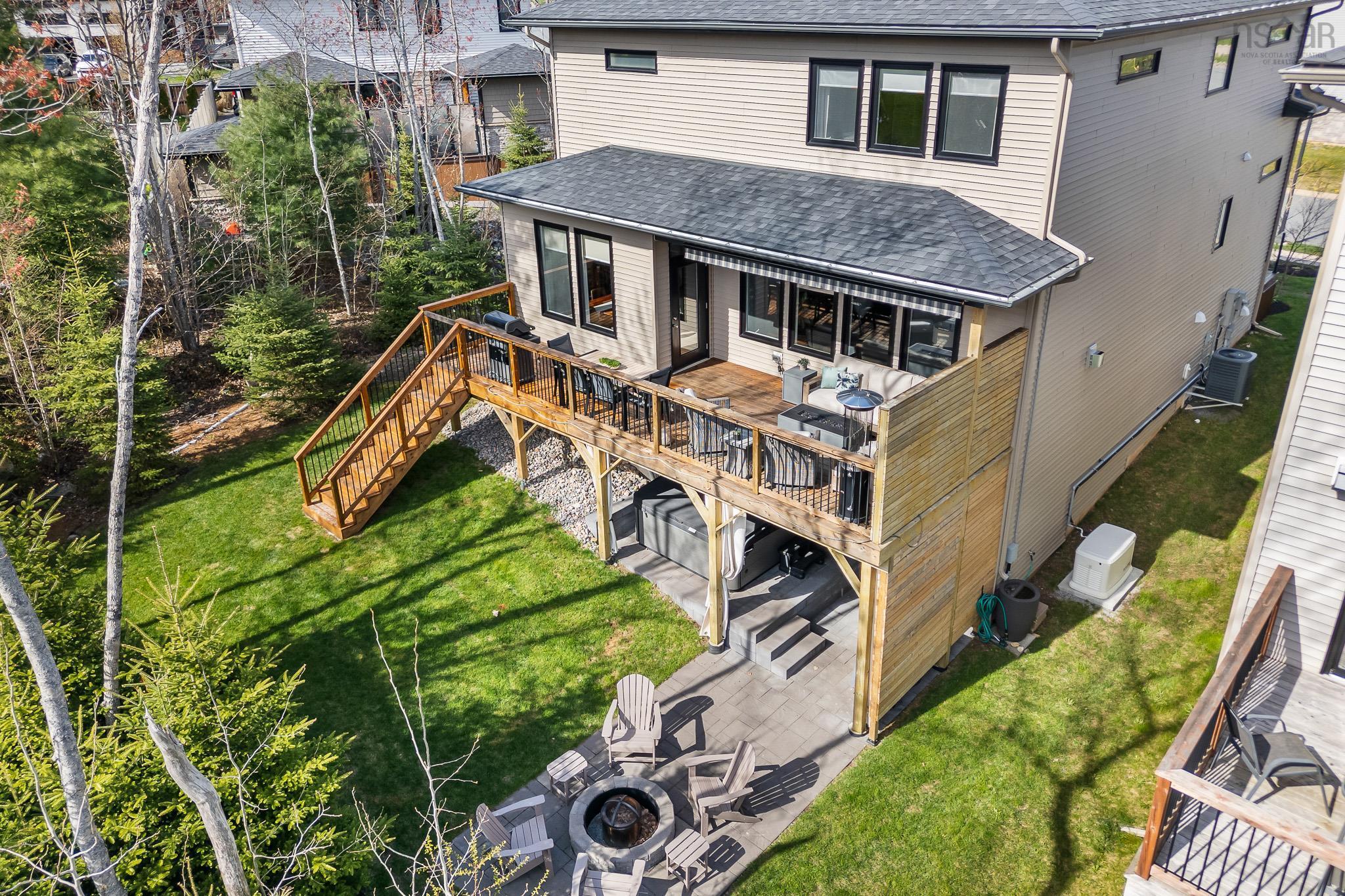 $1,299,900.00: 87 Innsbrook Way, Bedford