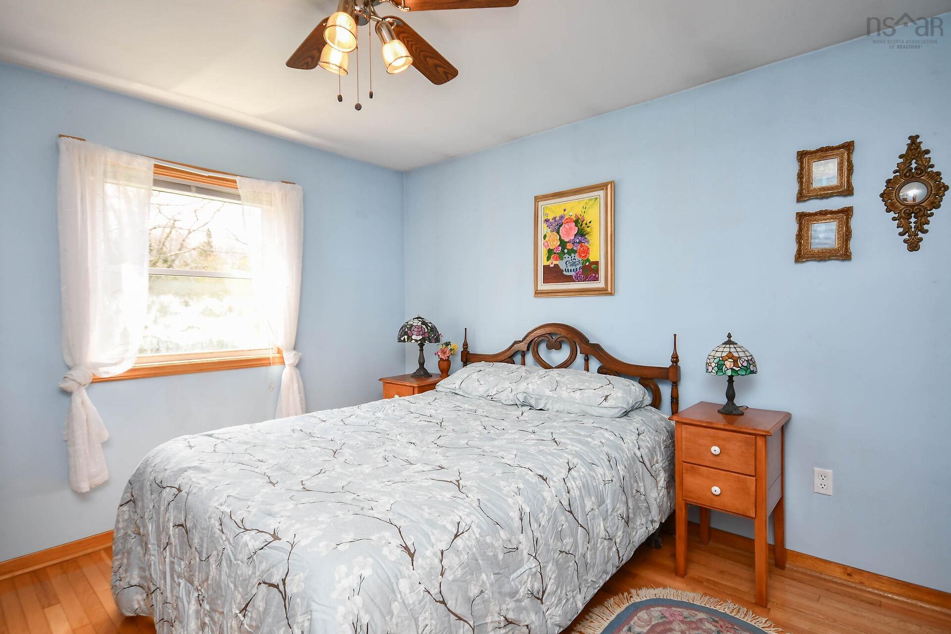 $649,900.00: 50 Station Rd, Kinsac