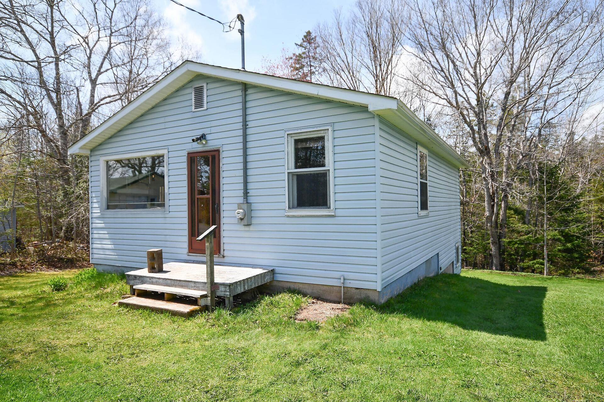 $649,900.00: 50 Station Rd, Kinsac