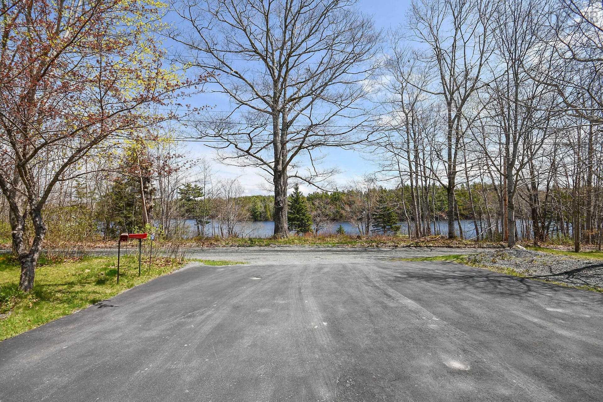 $649,900.00: 50 Station Rd, Kinsac