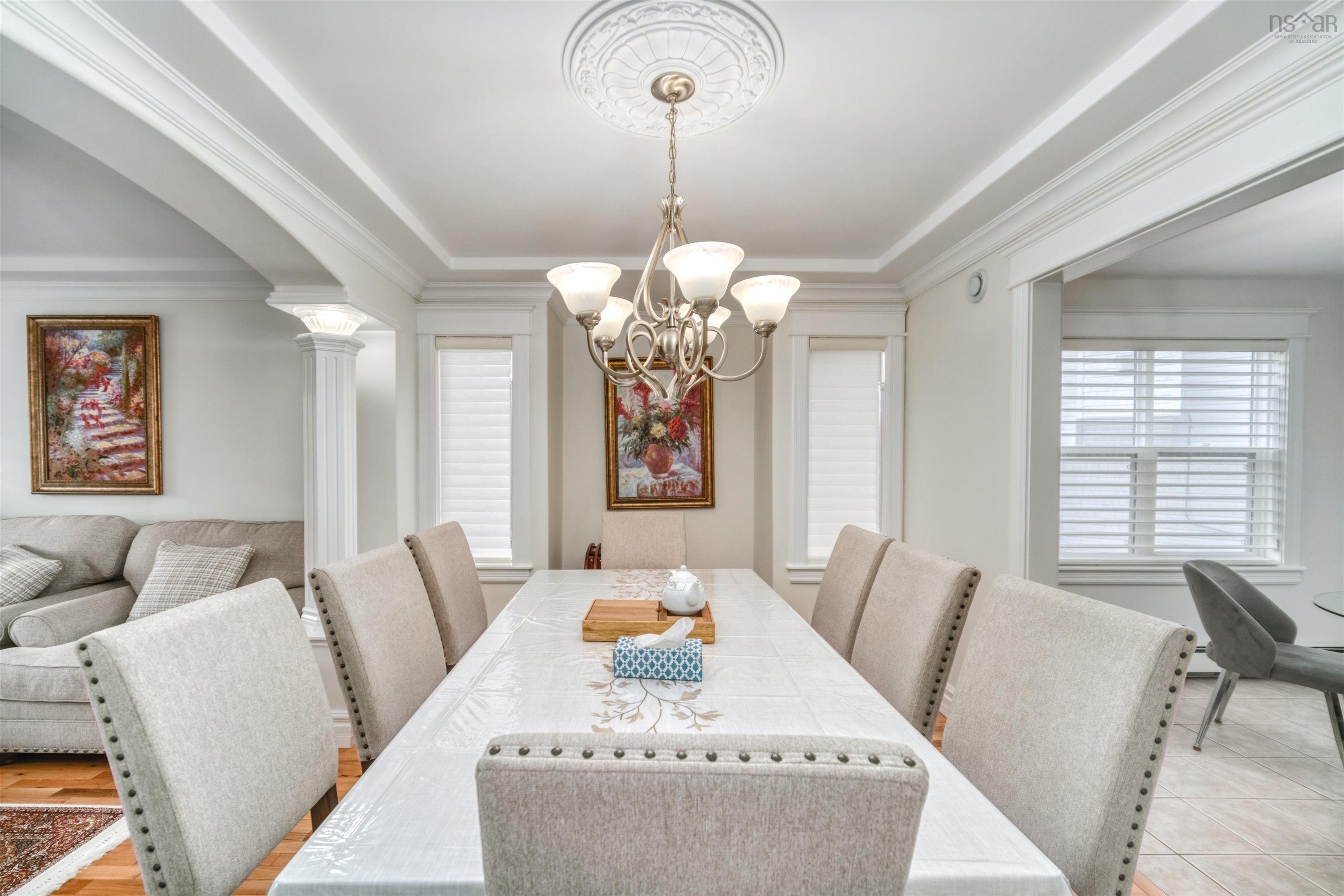 $875,000.00: 16 Bellbrook Crescent, Dartmouth