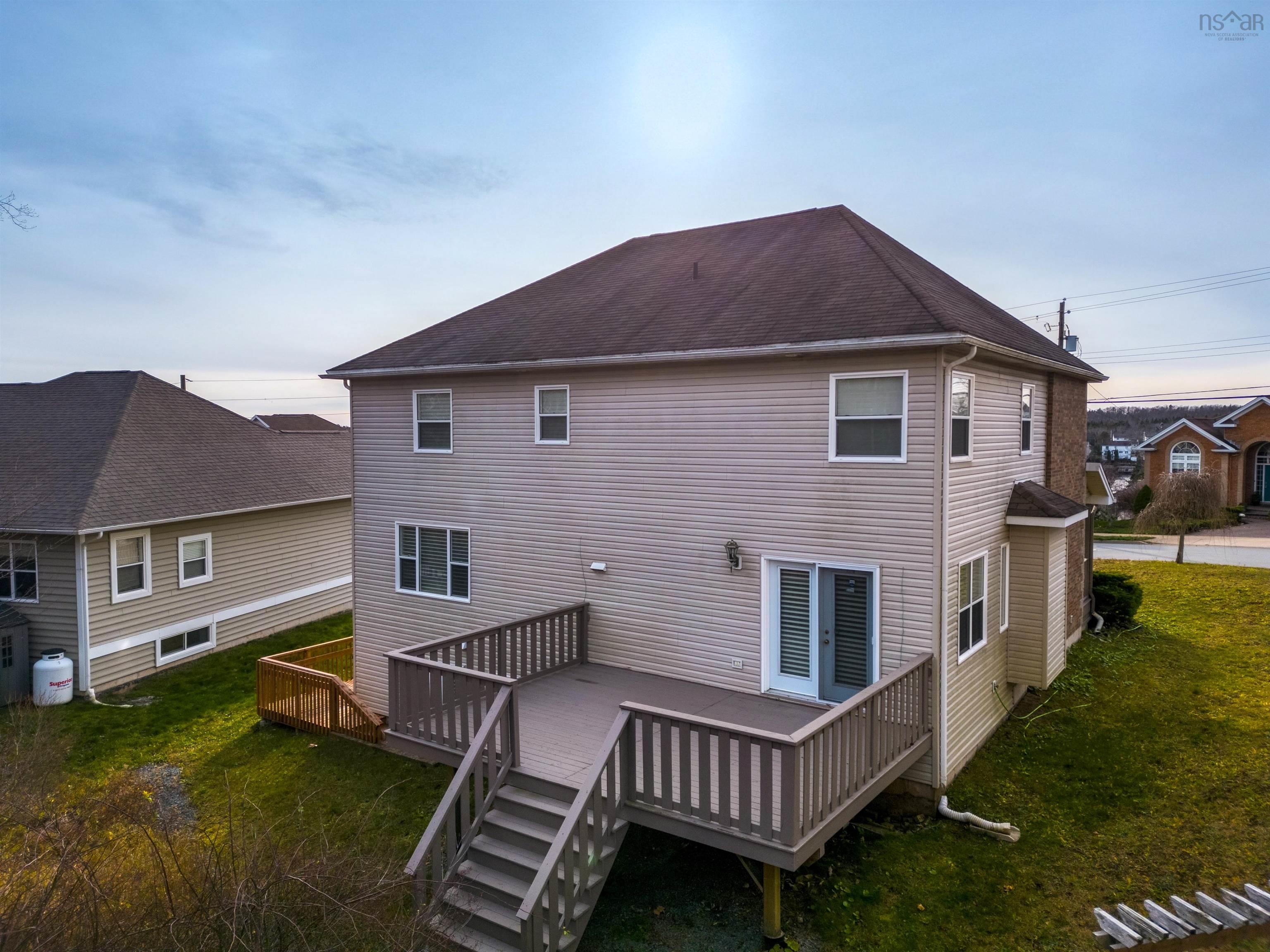 $875,000.00: 16 Bellbrook Crescent, Dartmouth