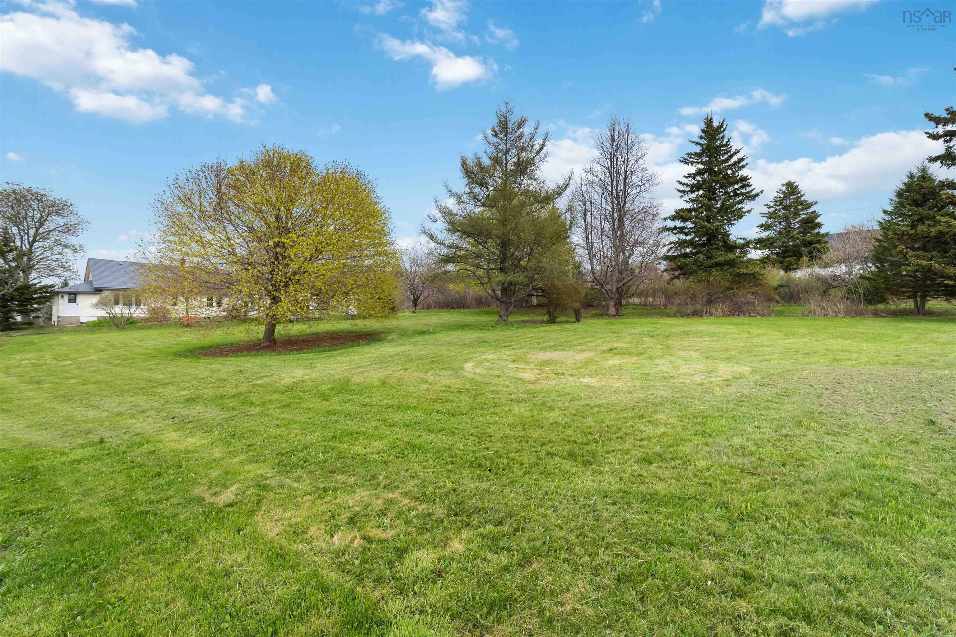 $339,000.00: 1898 Hampton Mountain Road, Hampton