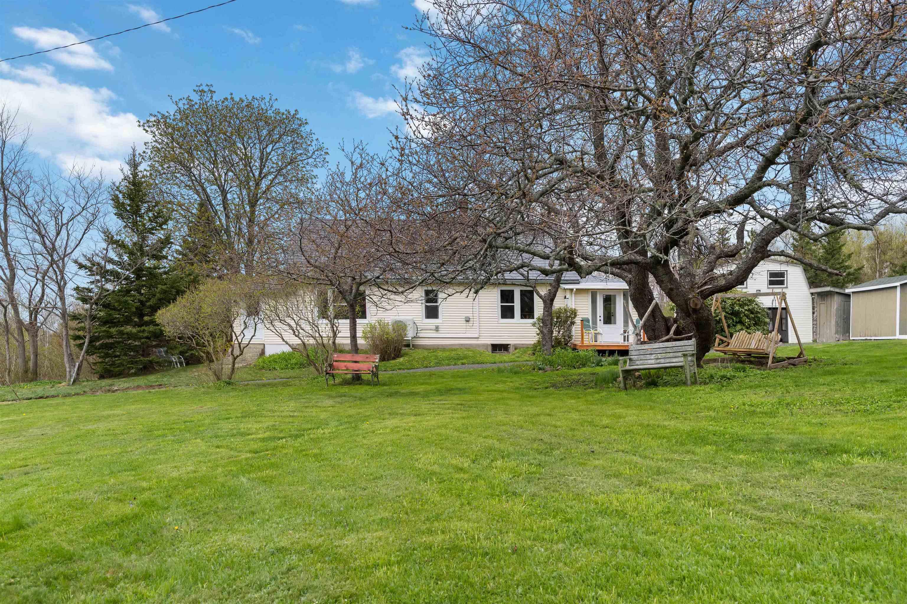 $339,000.00: 1898 Hampton Mountain Road, Hampton