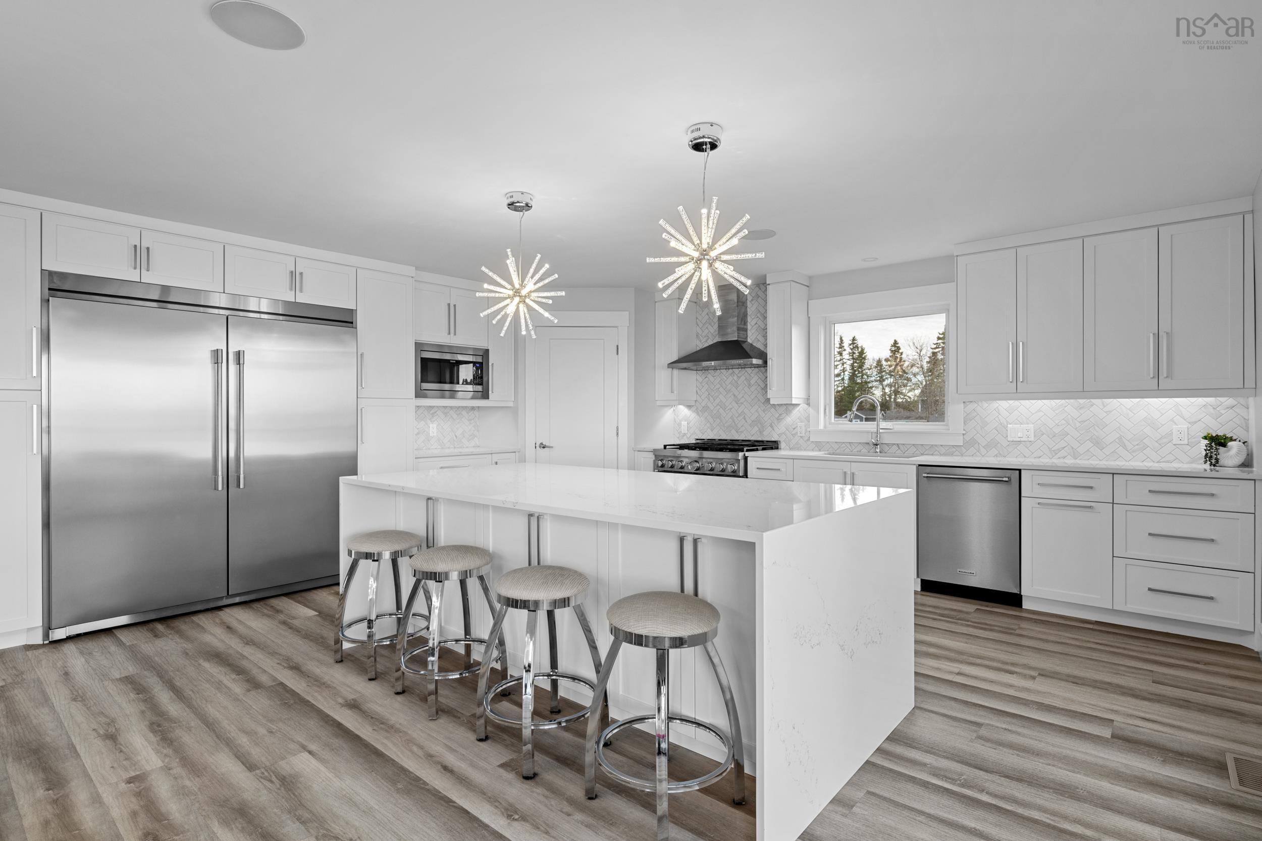 $1,850,000.00: 8286 St. Margarets Bay Road, Black Point