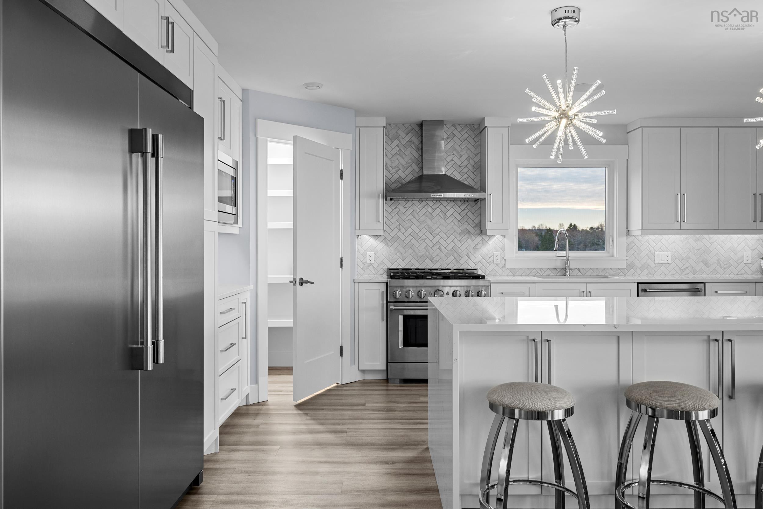 $1,850,000.00: 8286 St. Margarets Bay Road, Black Point