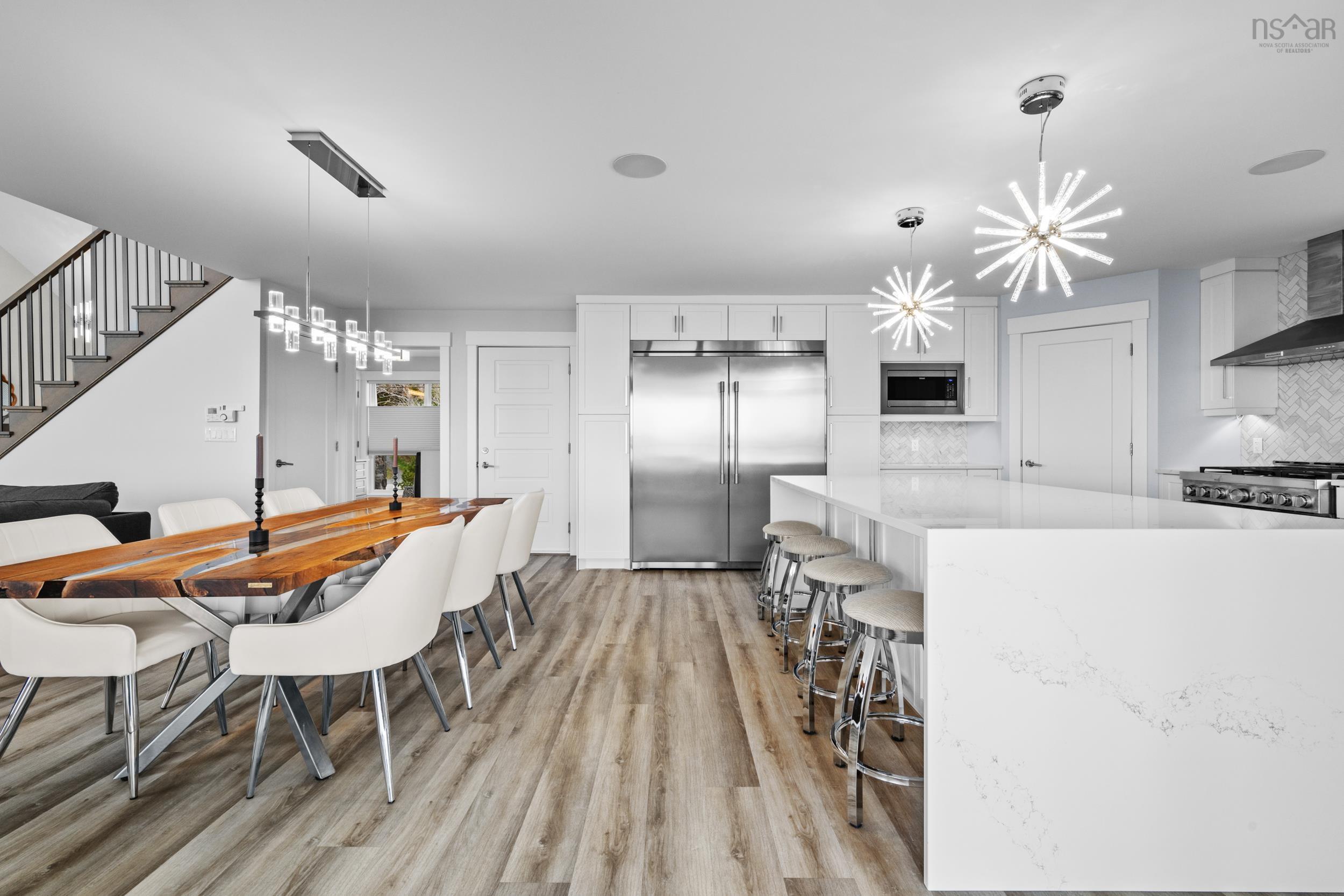 $1,850,000.00: 8286 St. Margarets Bay Road, Black Point