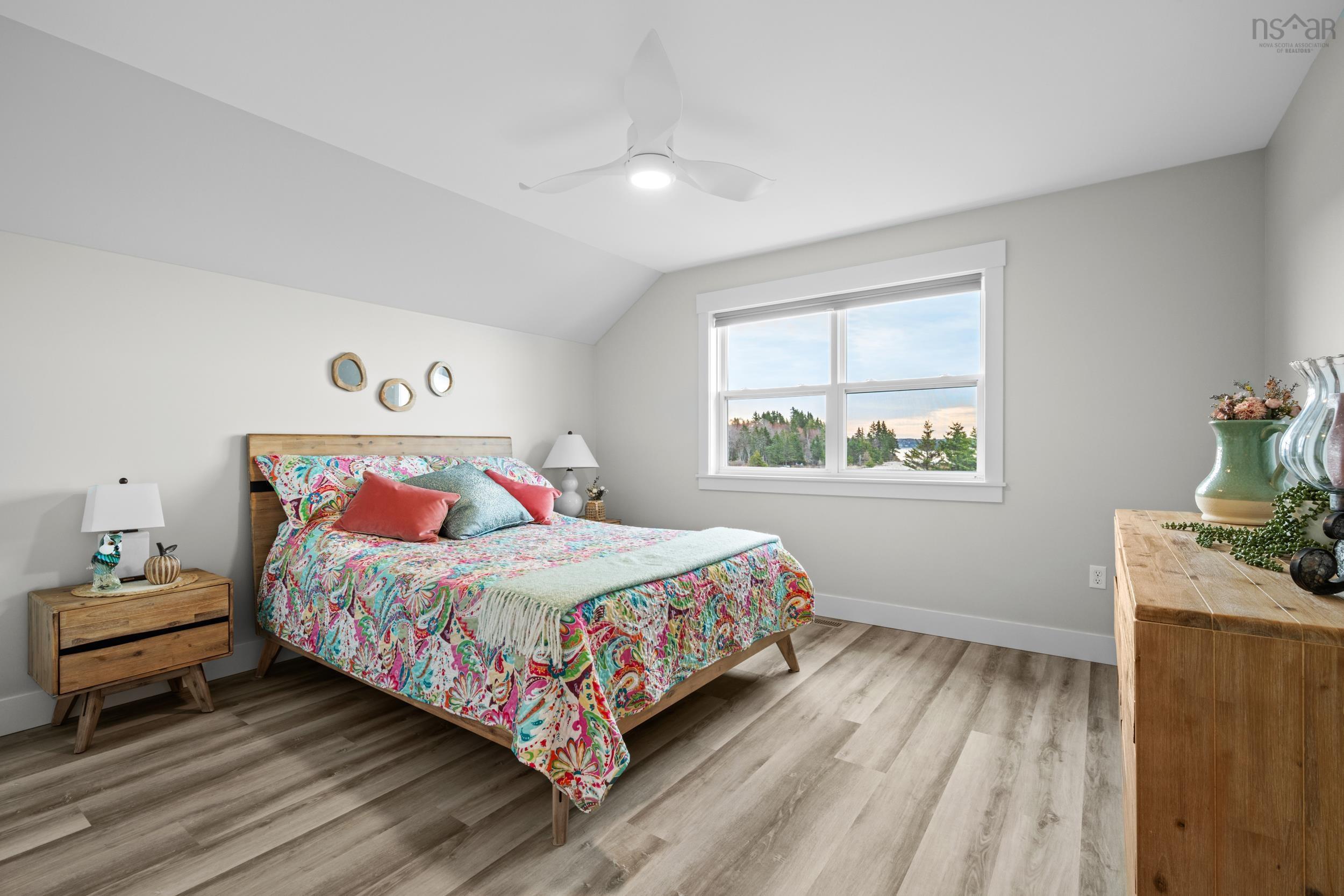 $1,850,000.00: 8286 St. Margarets Bay Road, Black Point