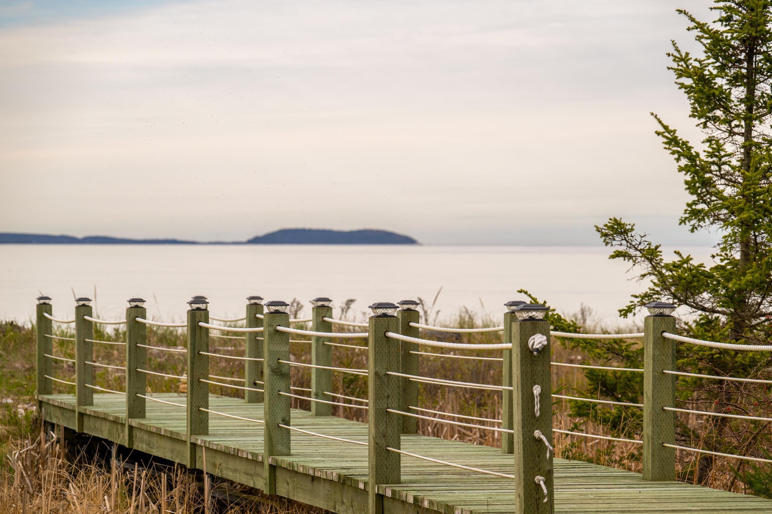 $1,850,000.00: 8286 St. Margarets Bay Road, Black Point