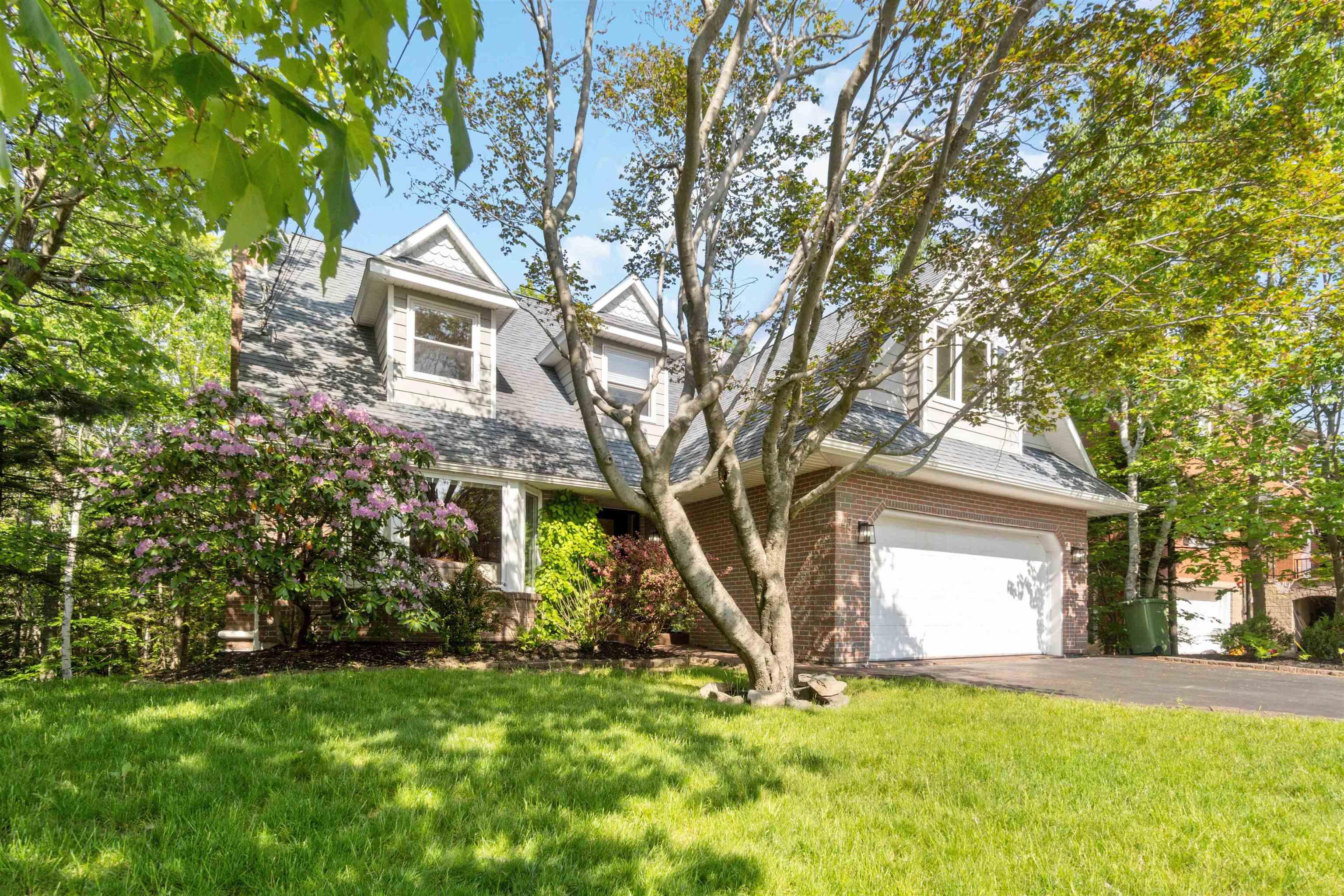 $949,000.00: 47 Rockhaven Drive, Halifax