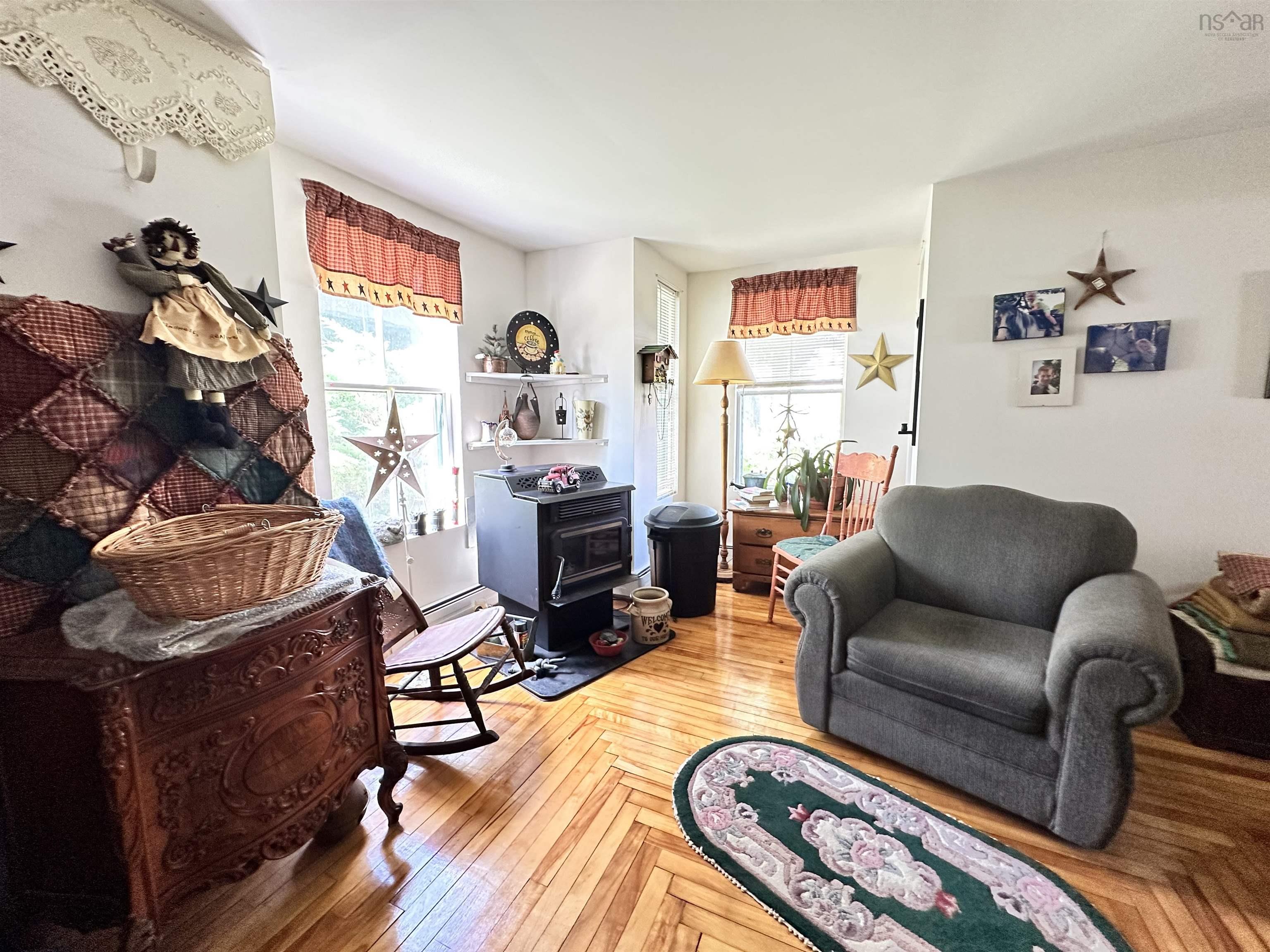 $424,500.00: 22676 Highway 7, Sheet Harbour
