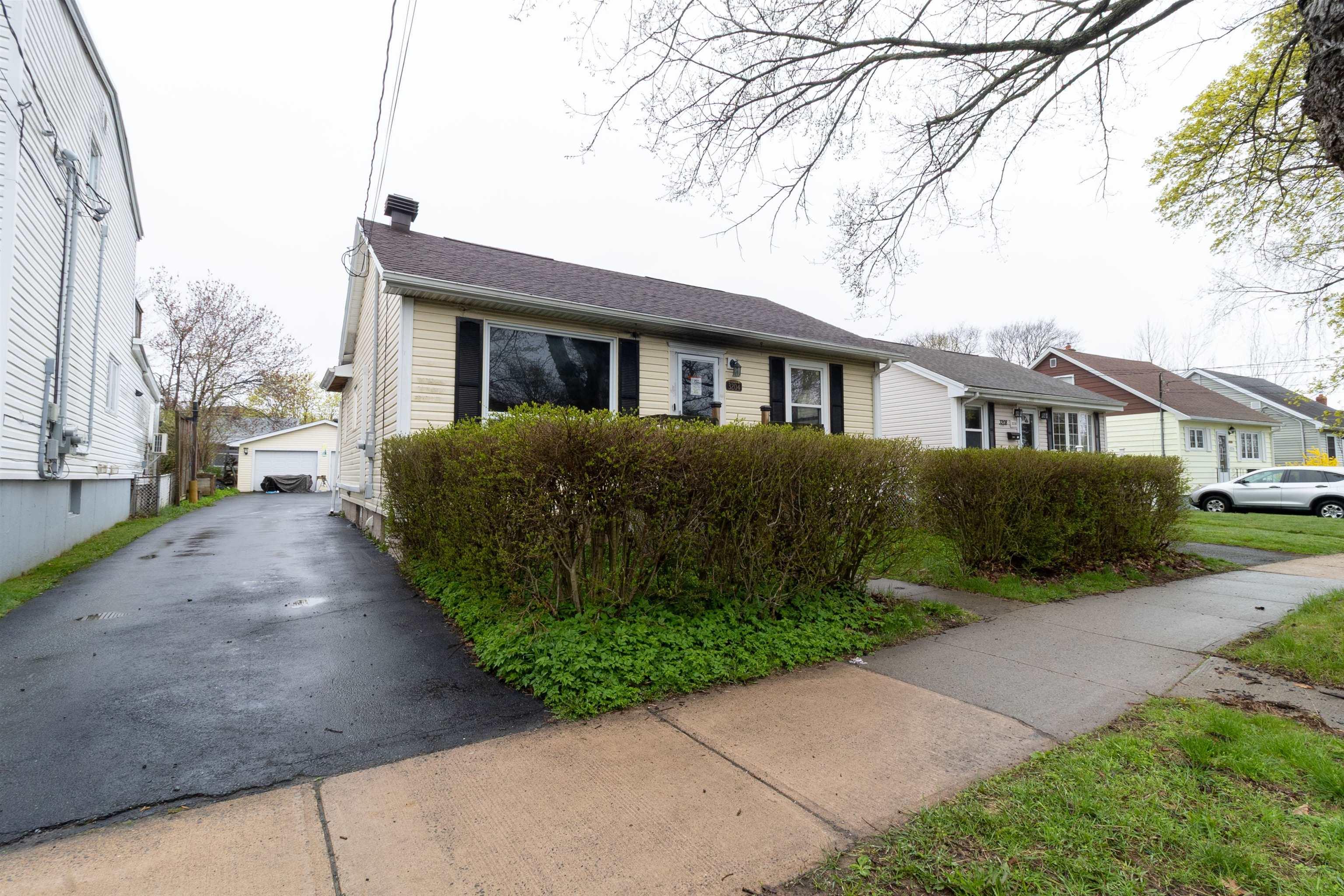 $379,900.00: 3204 Connaught Avenue, Halifax