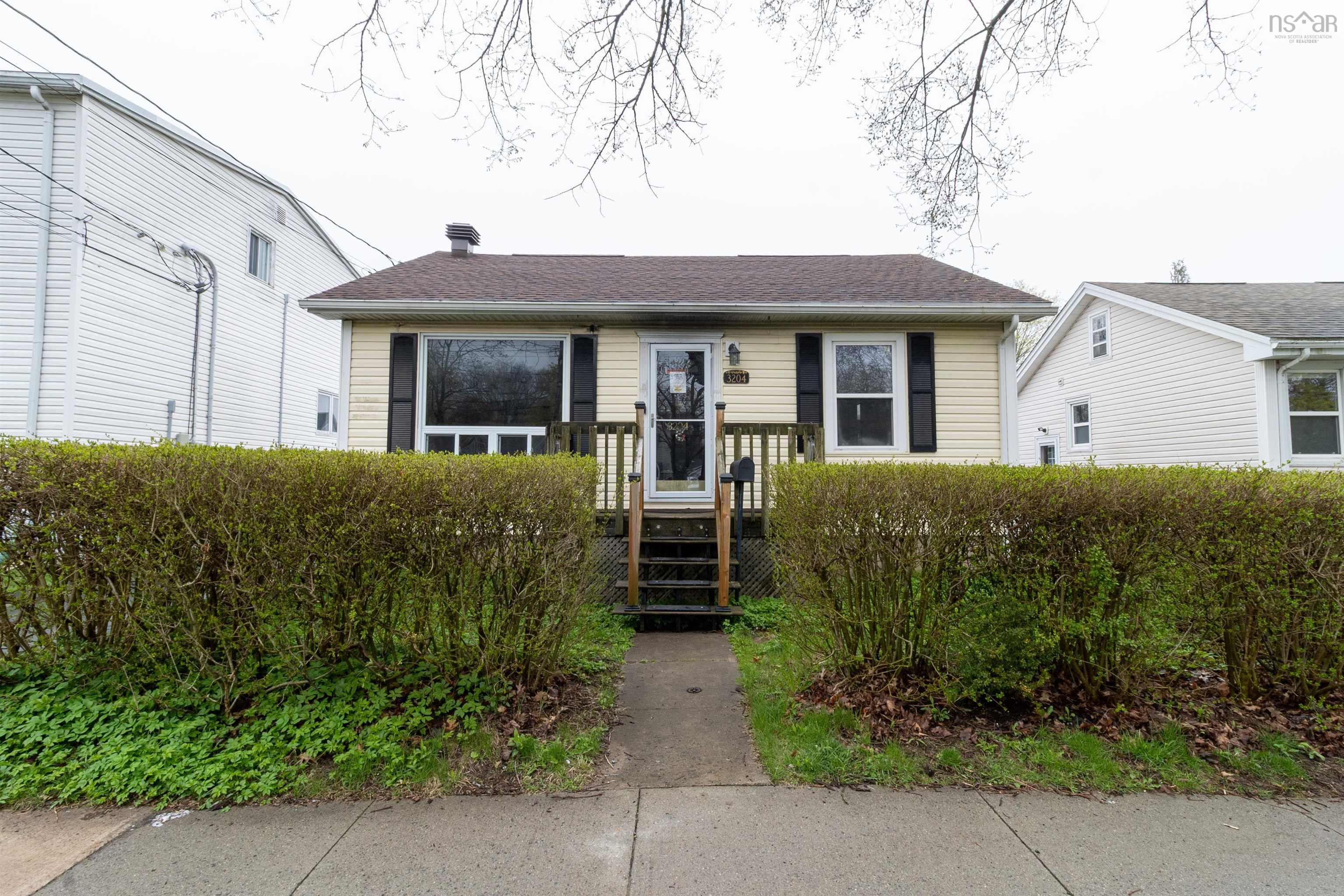 $379,900.00: 3204 Connaught Avenue, Halifax
