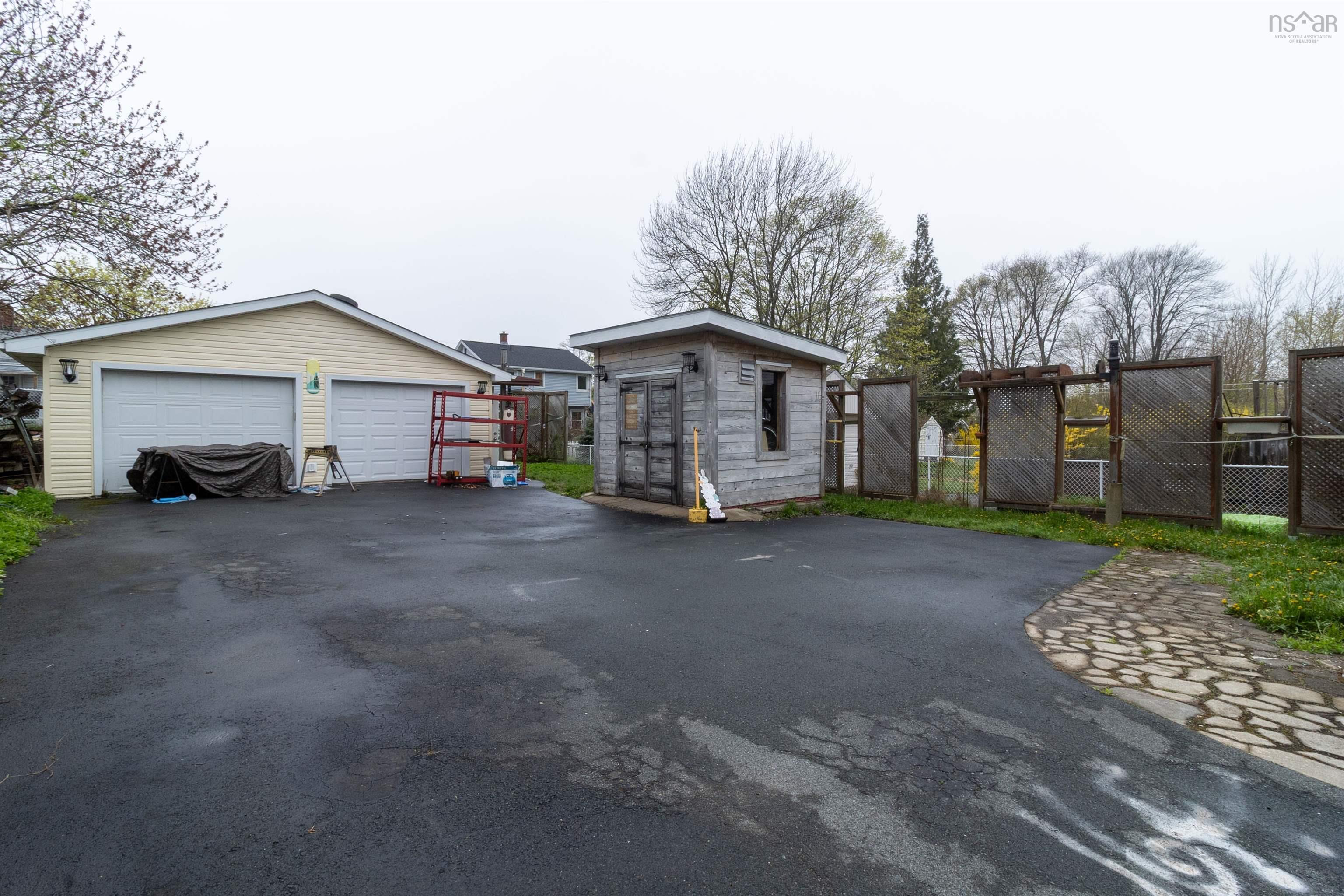 $379,900.00: 3204 Connaught Avenue, Halifax