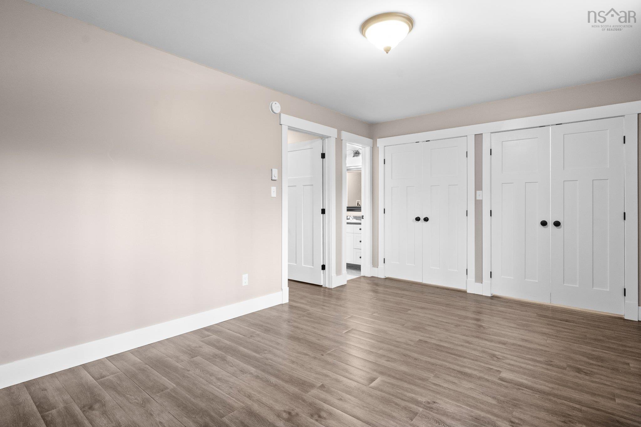 $499,900.00: 394 Rocky Lake Drive, Bedford