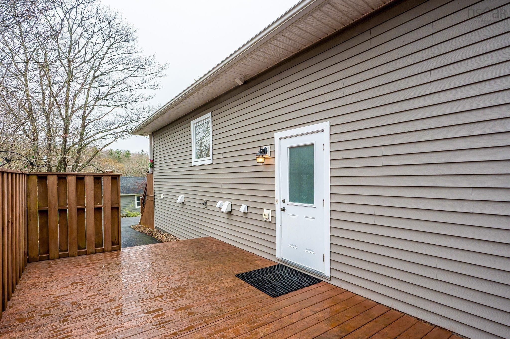 $499,900.00: 394 Rocky Lake Drive, Bedford