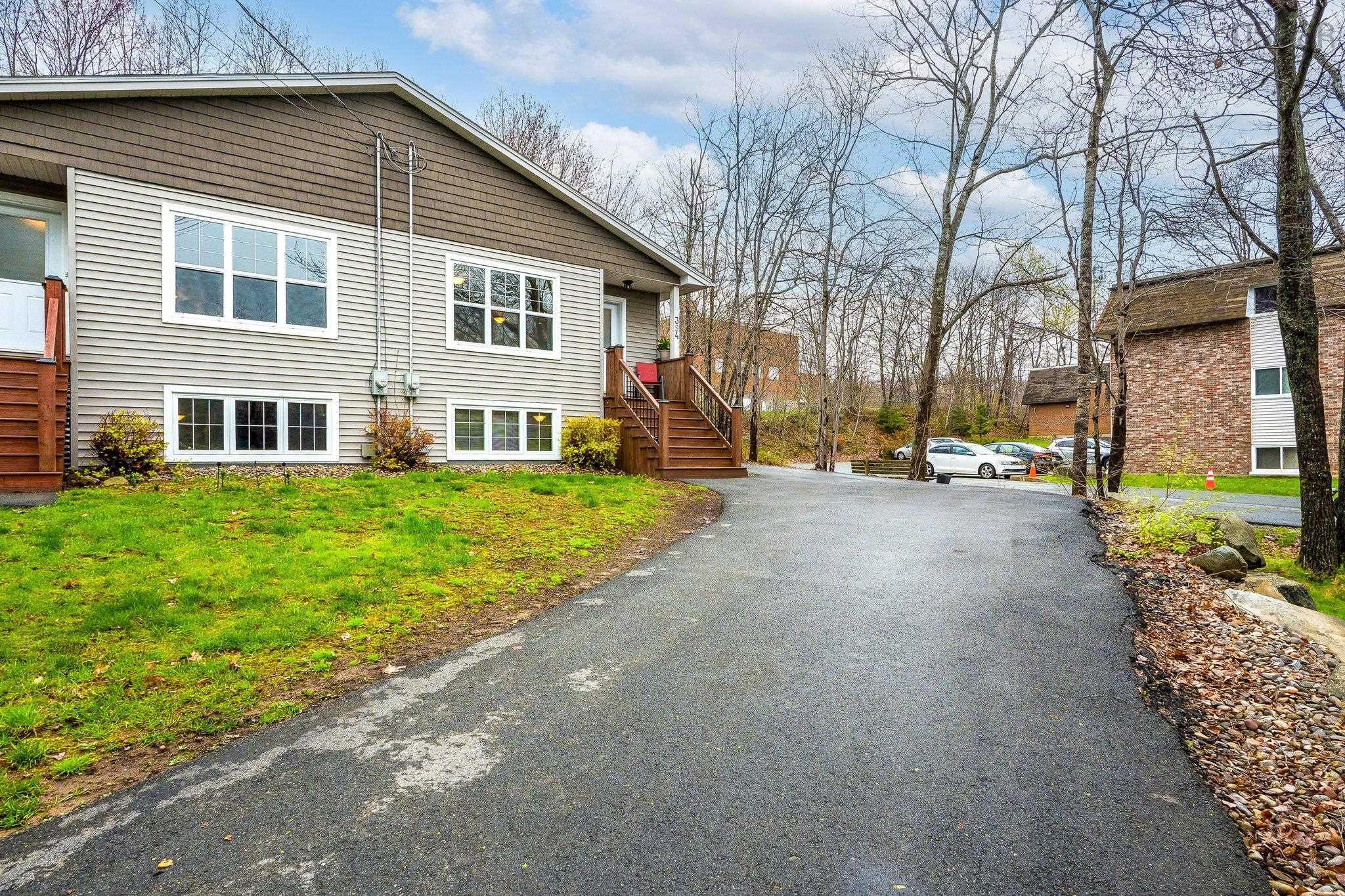 $499,900.00: 394 Rocky Lake Drive, Bedford