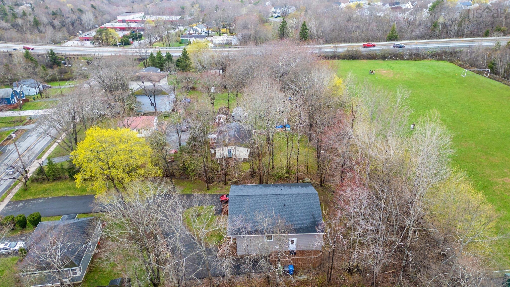 $499,900.00: 394 Rocky Lake Drive, Bedford