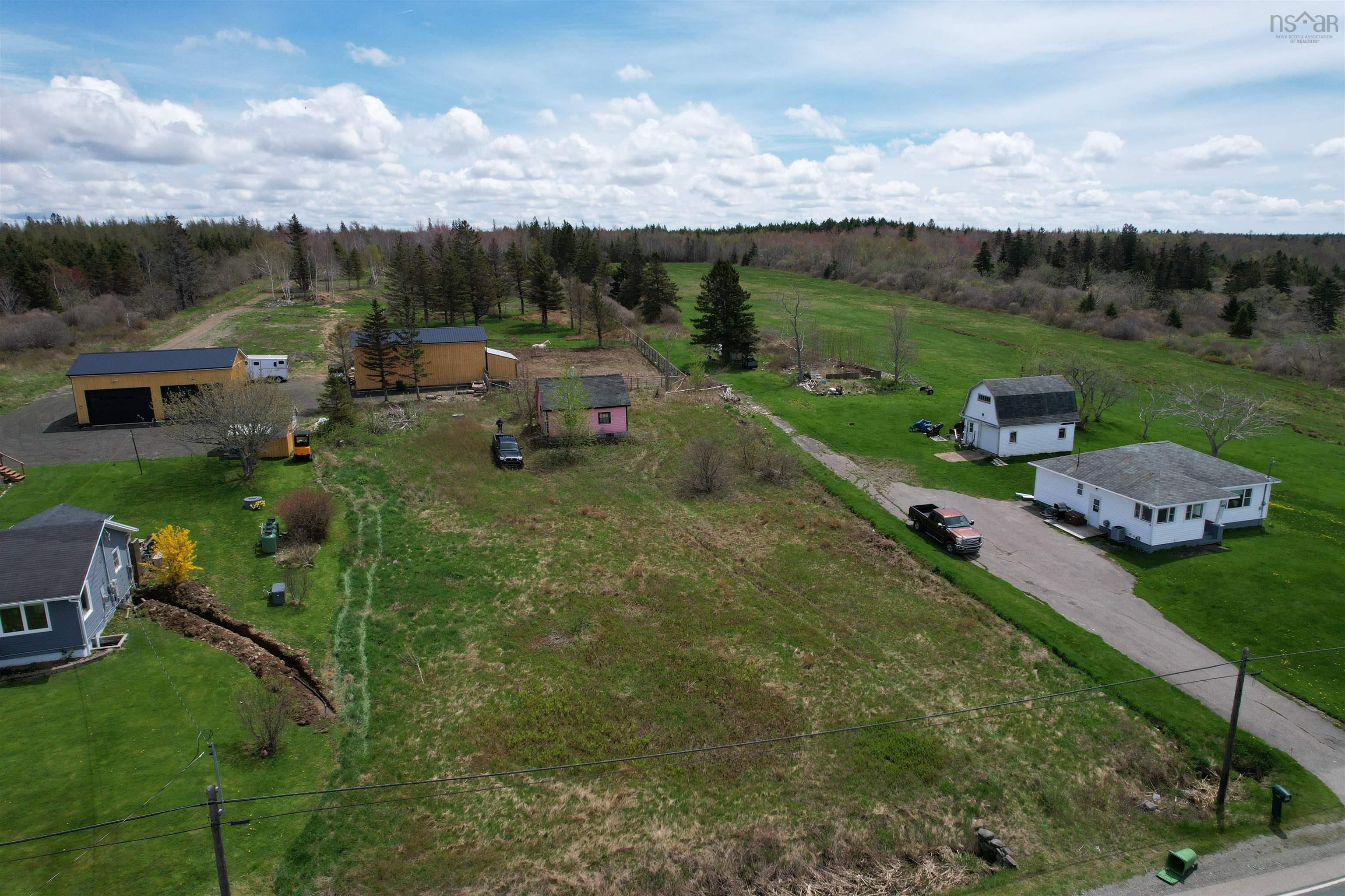 $39,900.00: 6744 Highway 101, Gilberts Cove