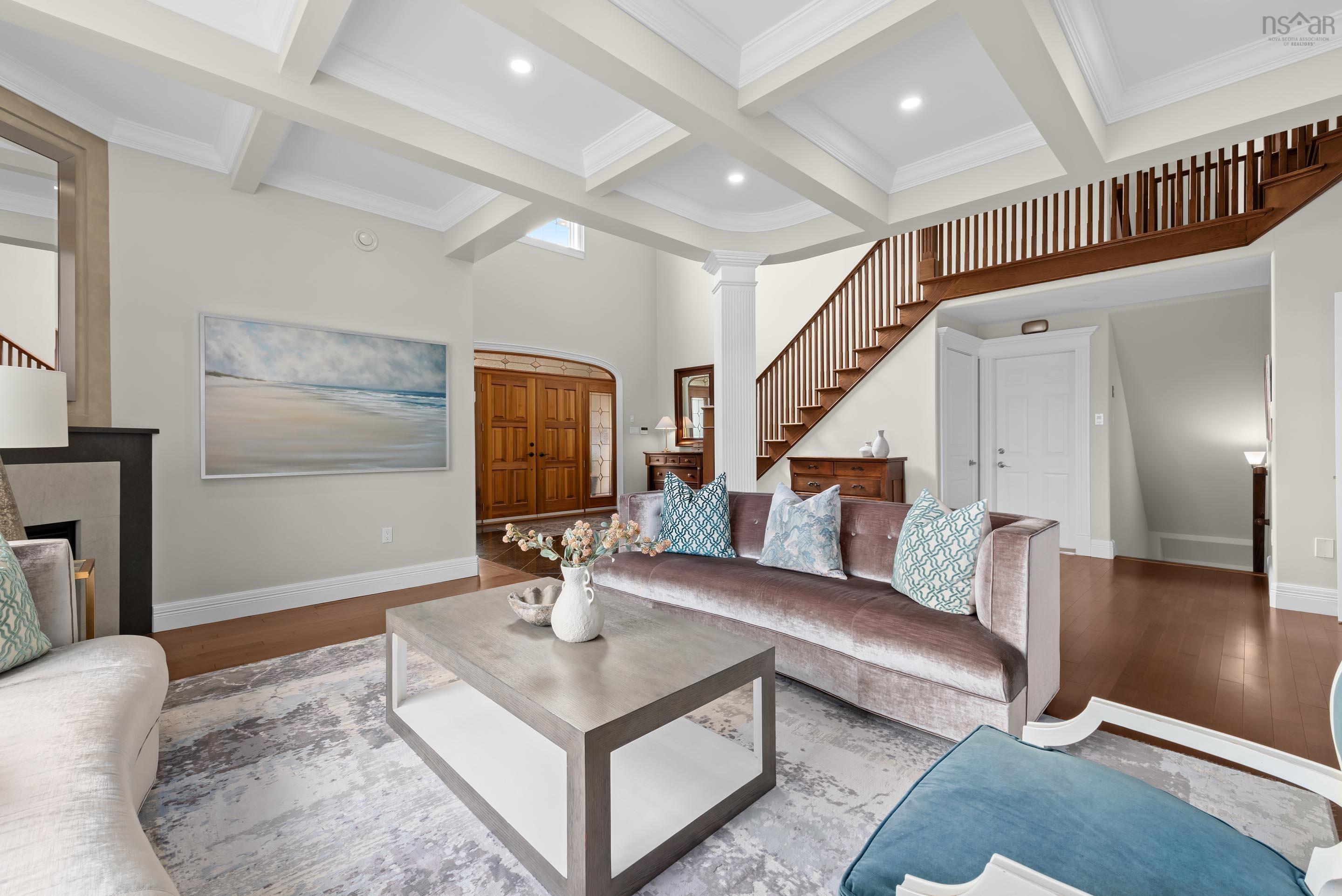 $1,950,000.00: 48 Pinehaven Drive, Halifax
