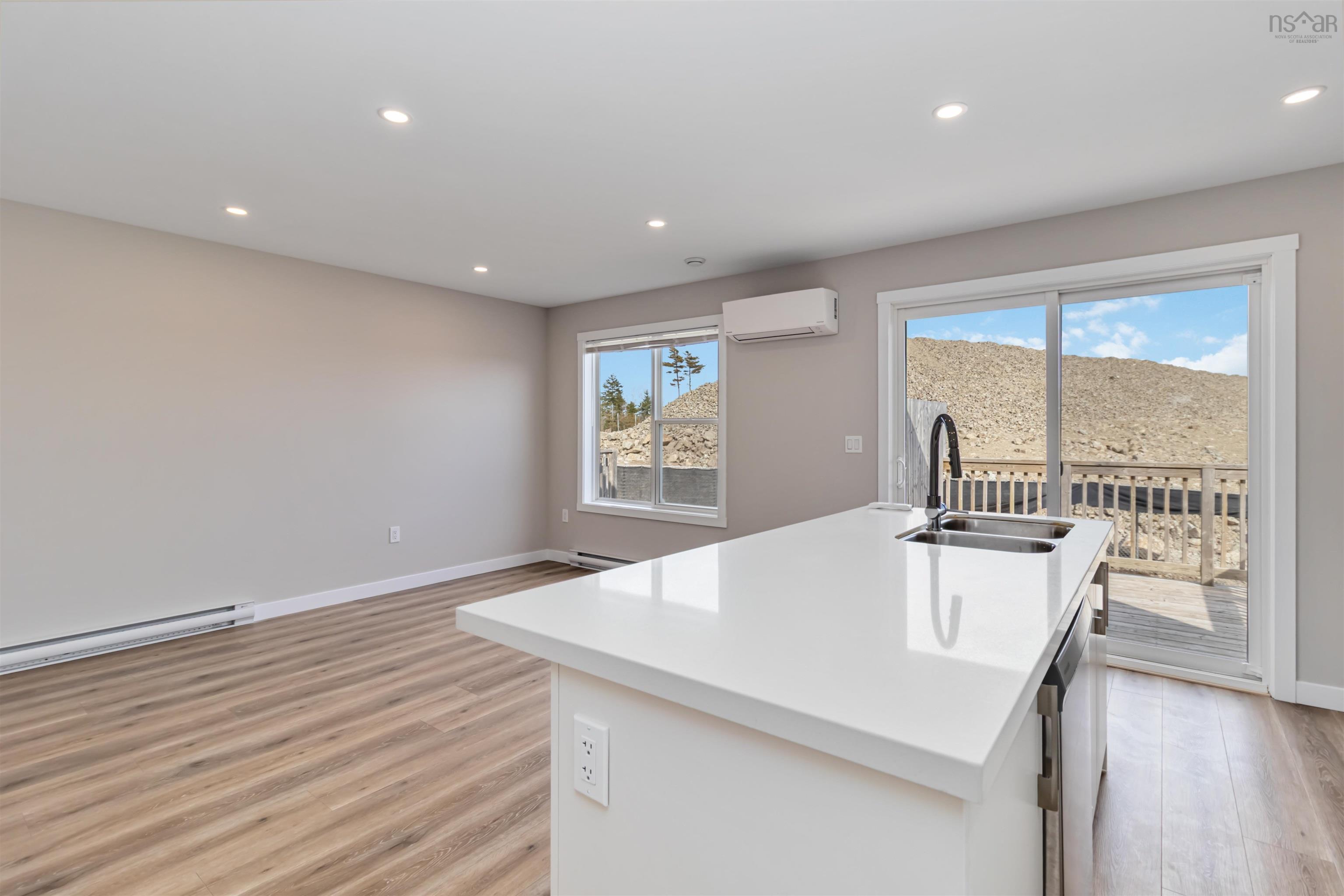 $559,900.00: 83 Golden Way, Halifax