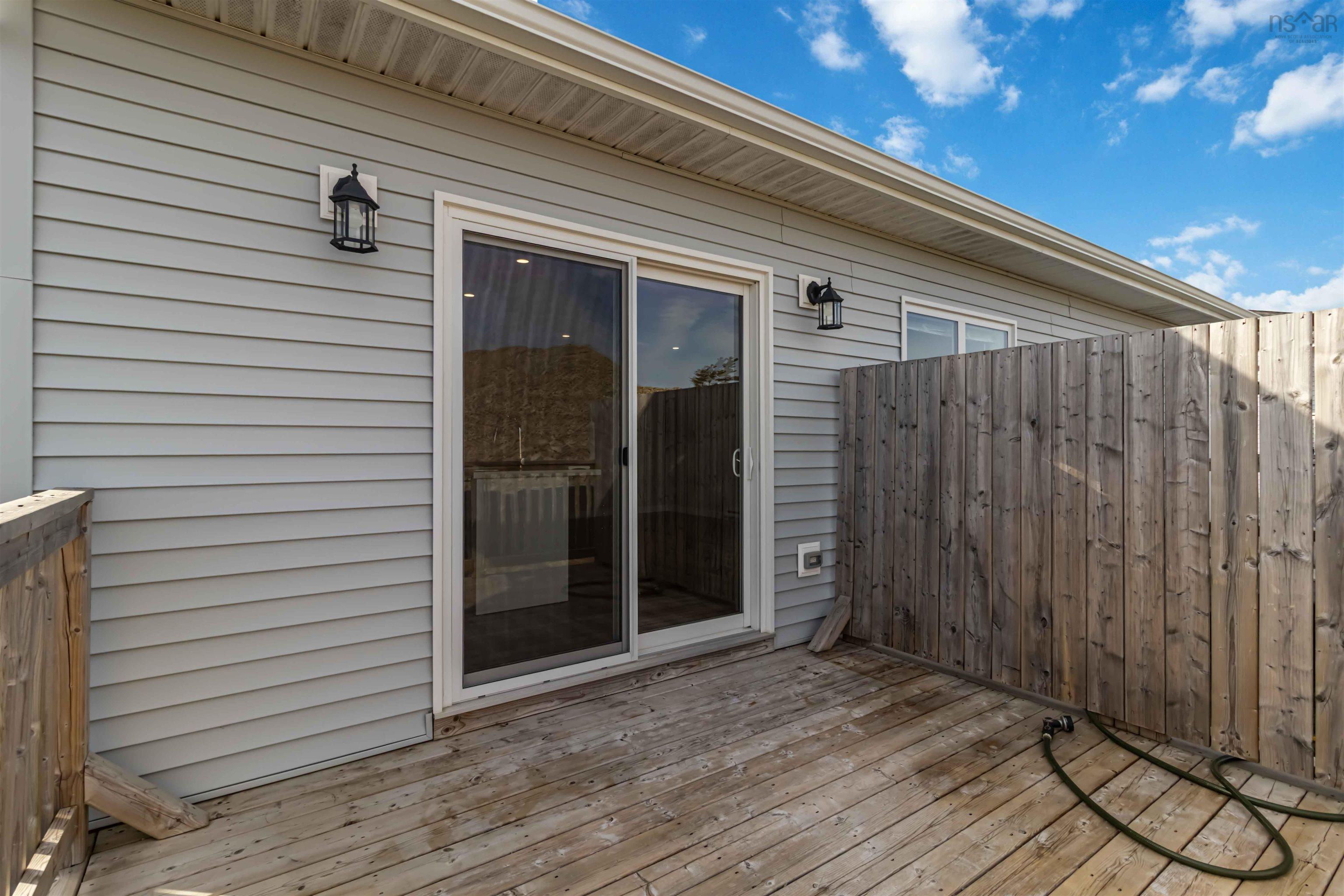 $559,900.00: 83 Golden Way, Halifax