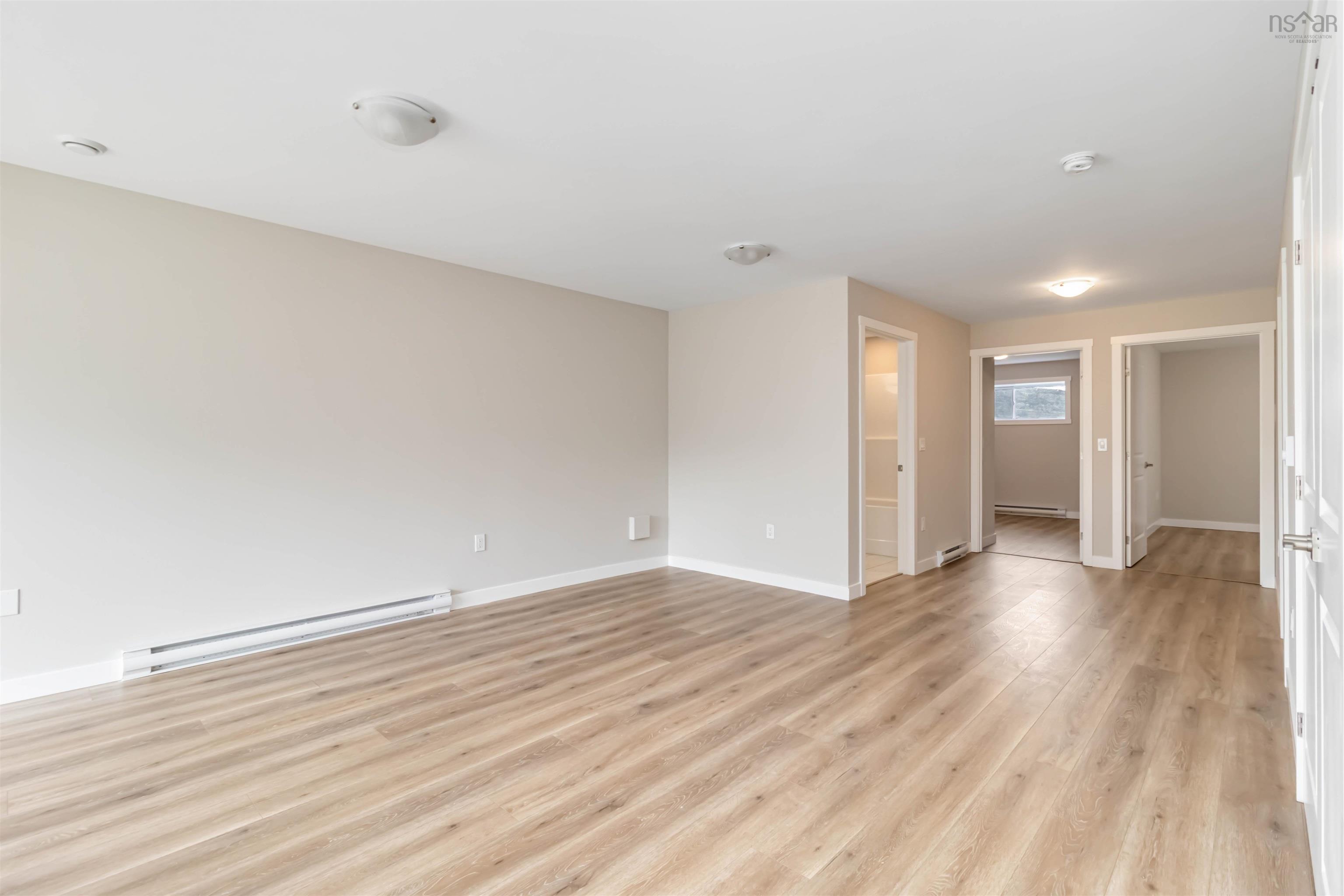 $559,900.00: 83 Golden Way, Halifax