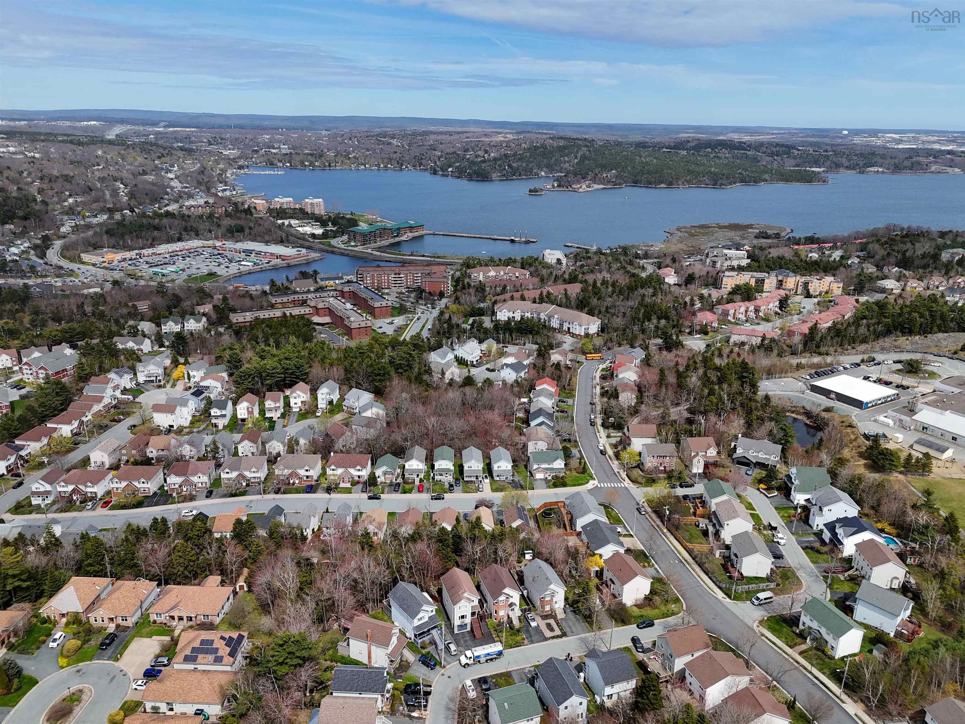 $539,000.00: 91 Royal Masts Way, Bedford