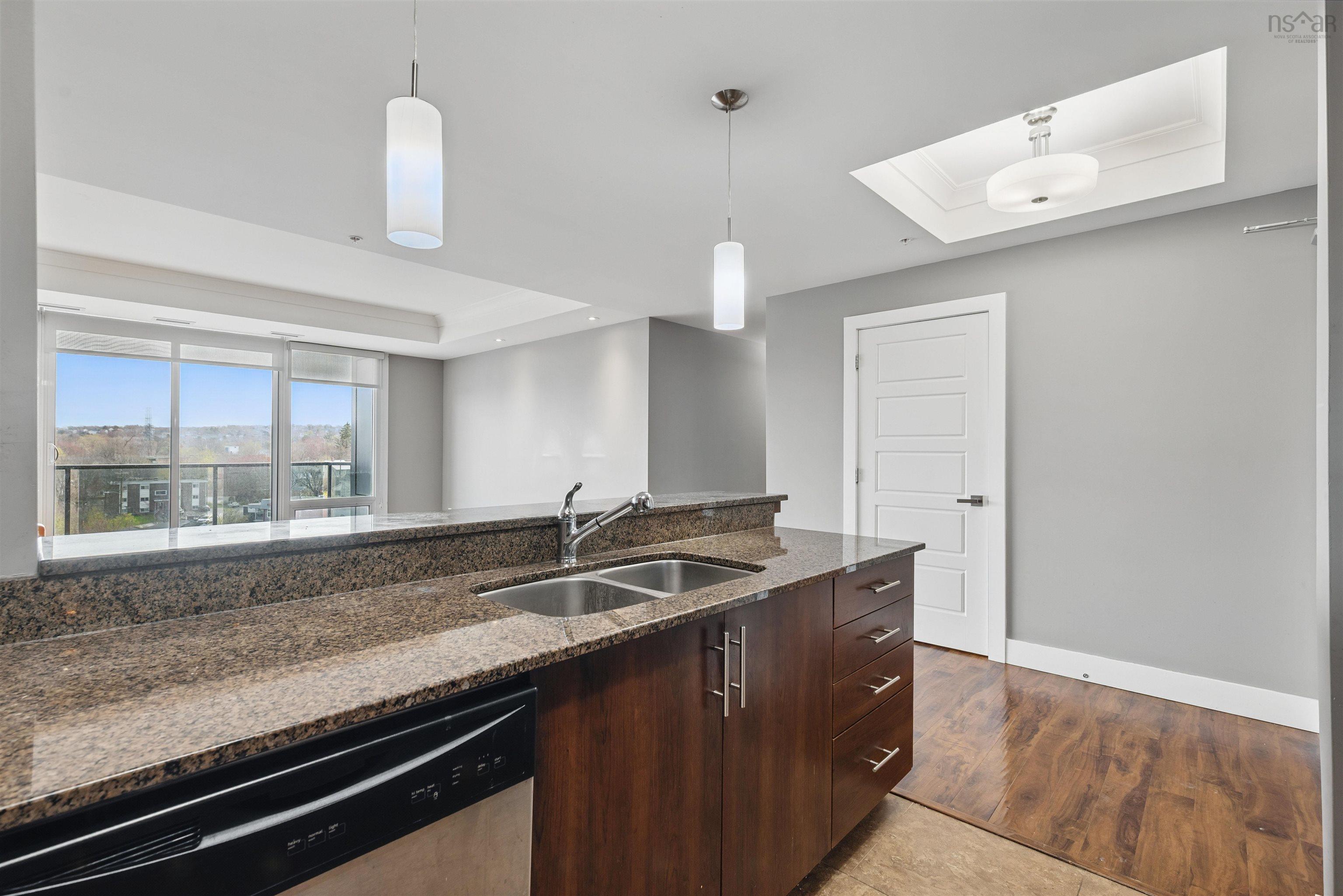 $499,000.00: 605 3471 Dutch Village Road, Halifax