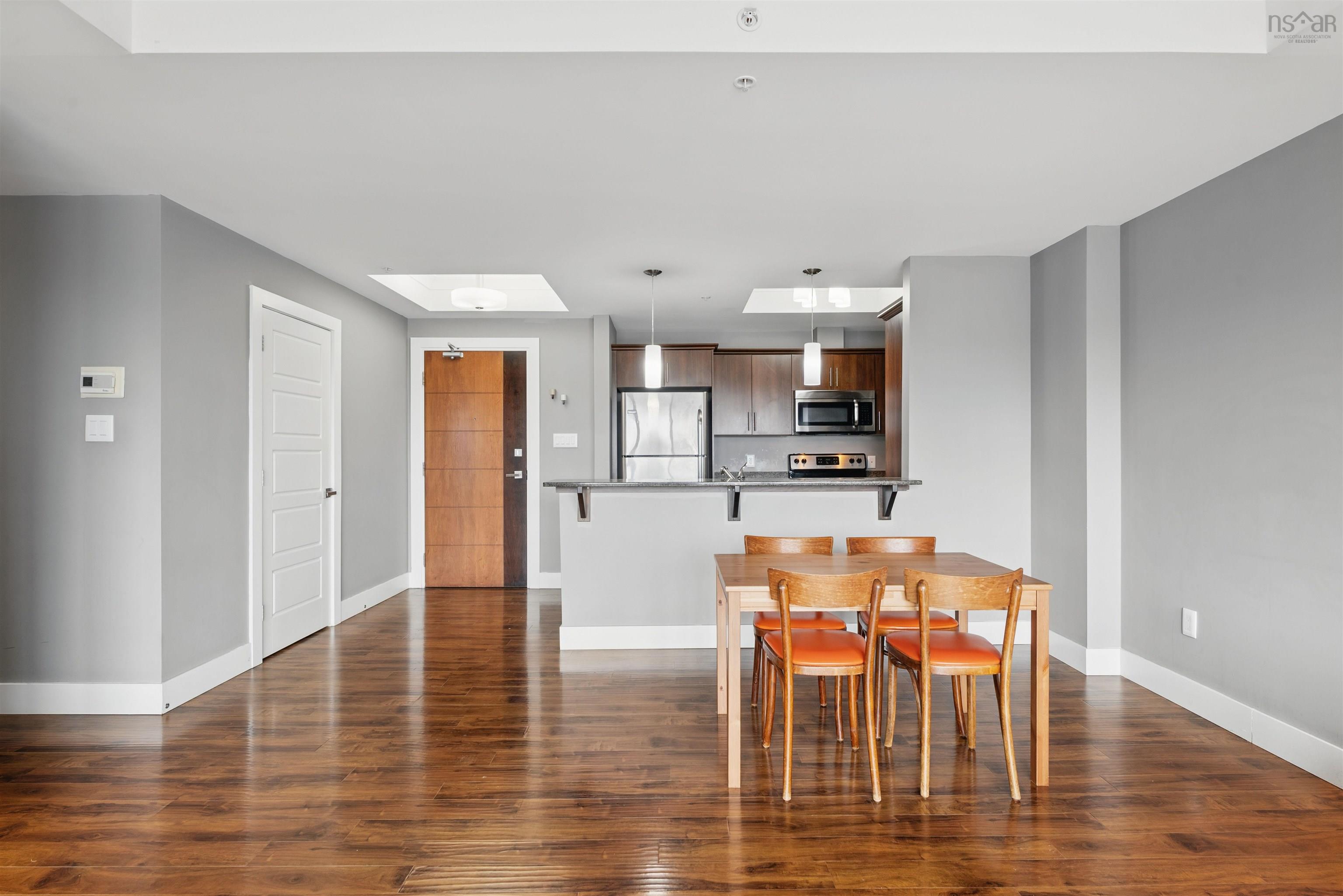 $499,000.00: 605 3471 Dutch Village Road, Halifax