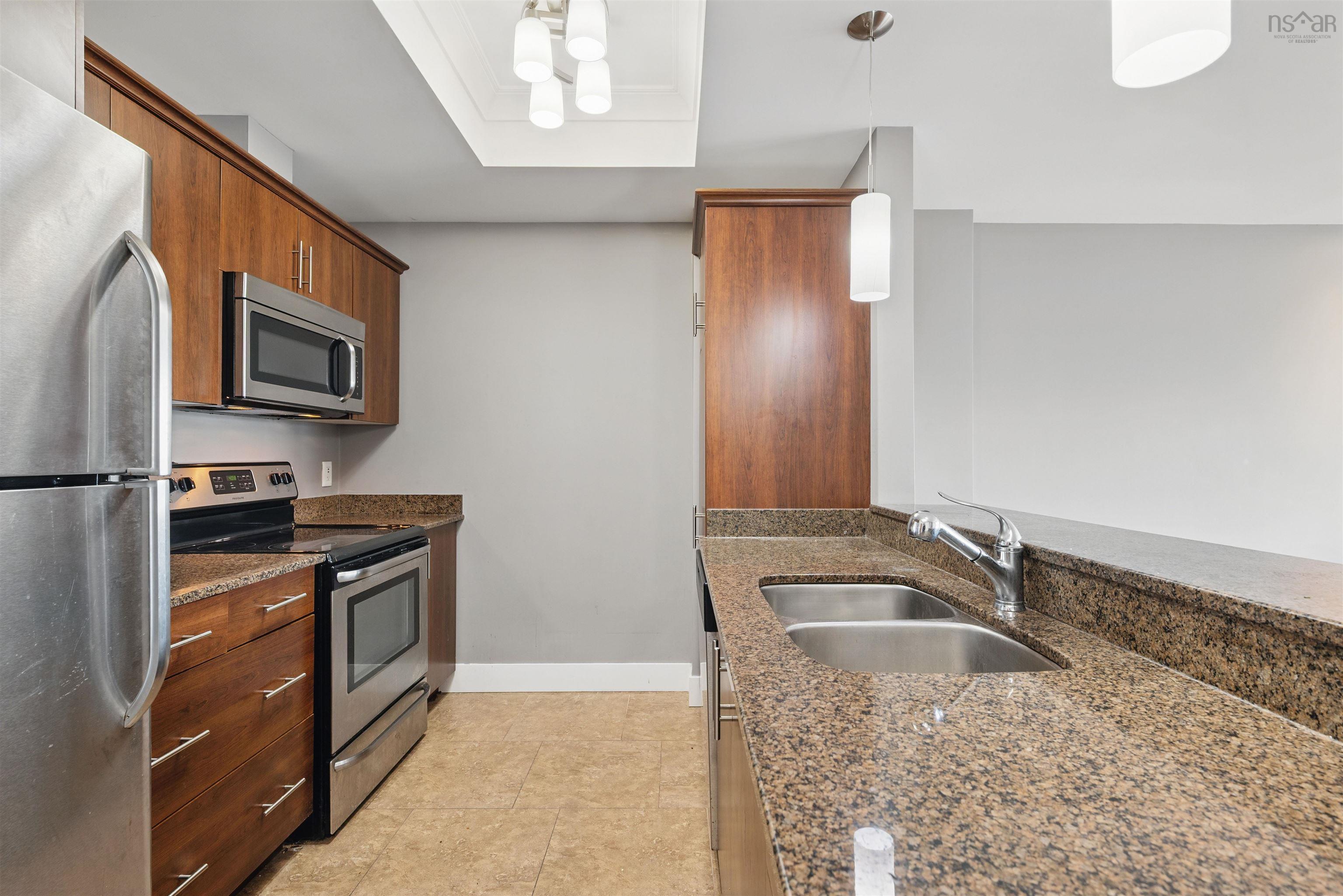 $499,000.00: 605 3471 Dutch Village Road, Halifax