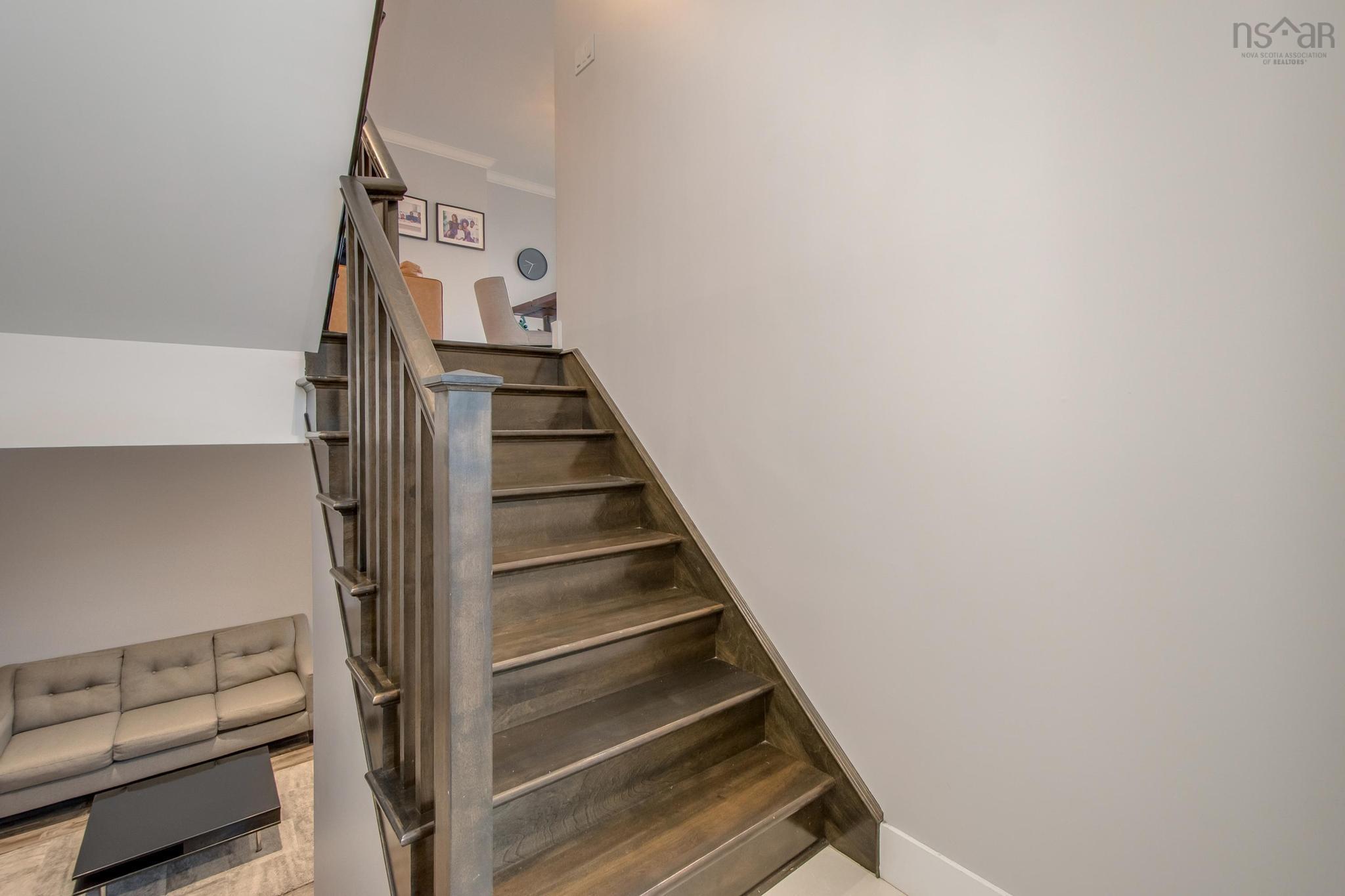 $949,900.00: 214 Voyageur Way, Hammonds Plains