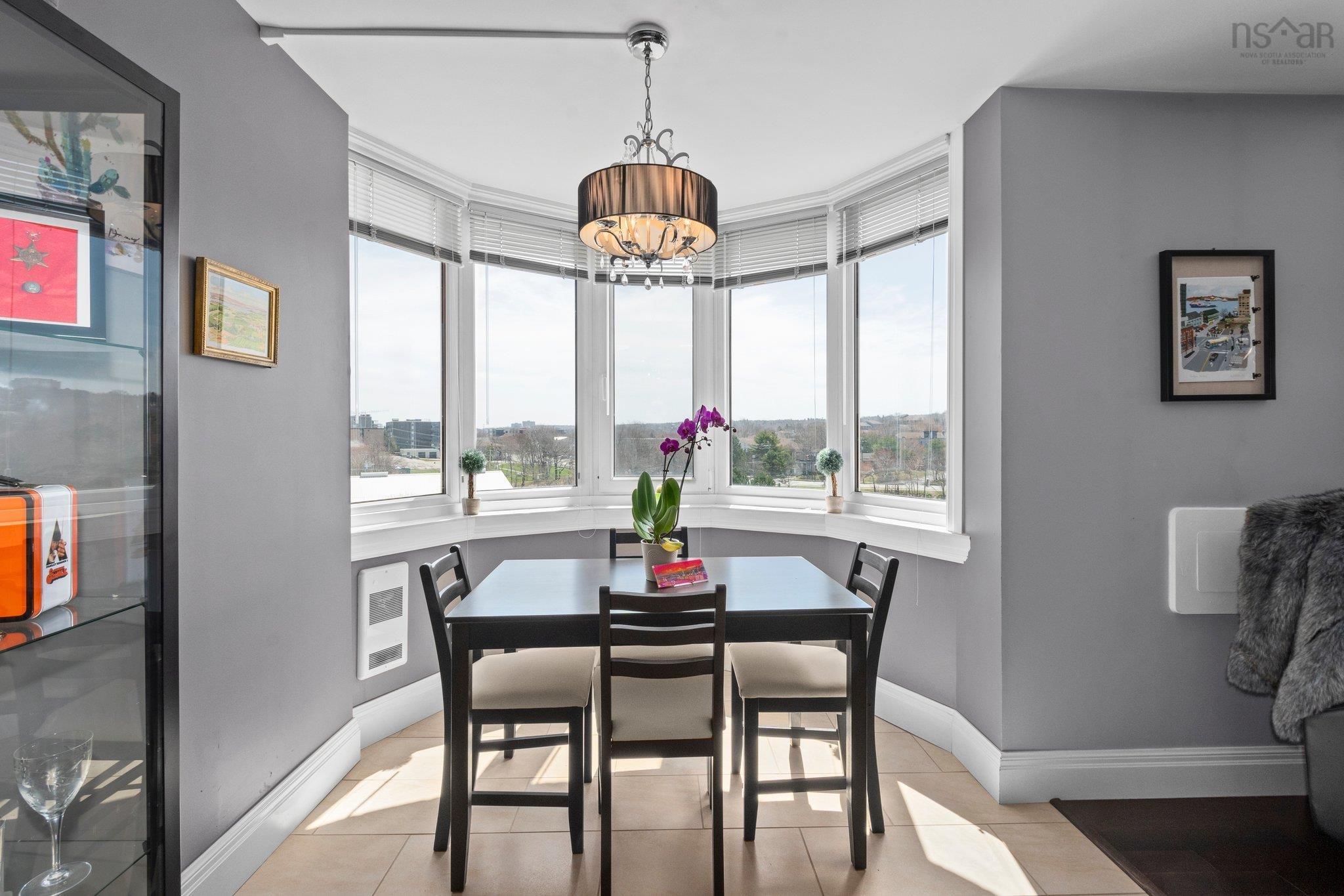 $389,900.00: 822 45 Vimy, Halifax