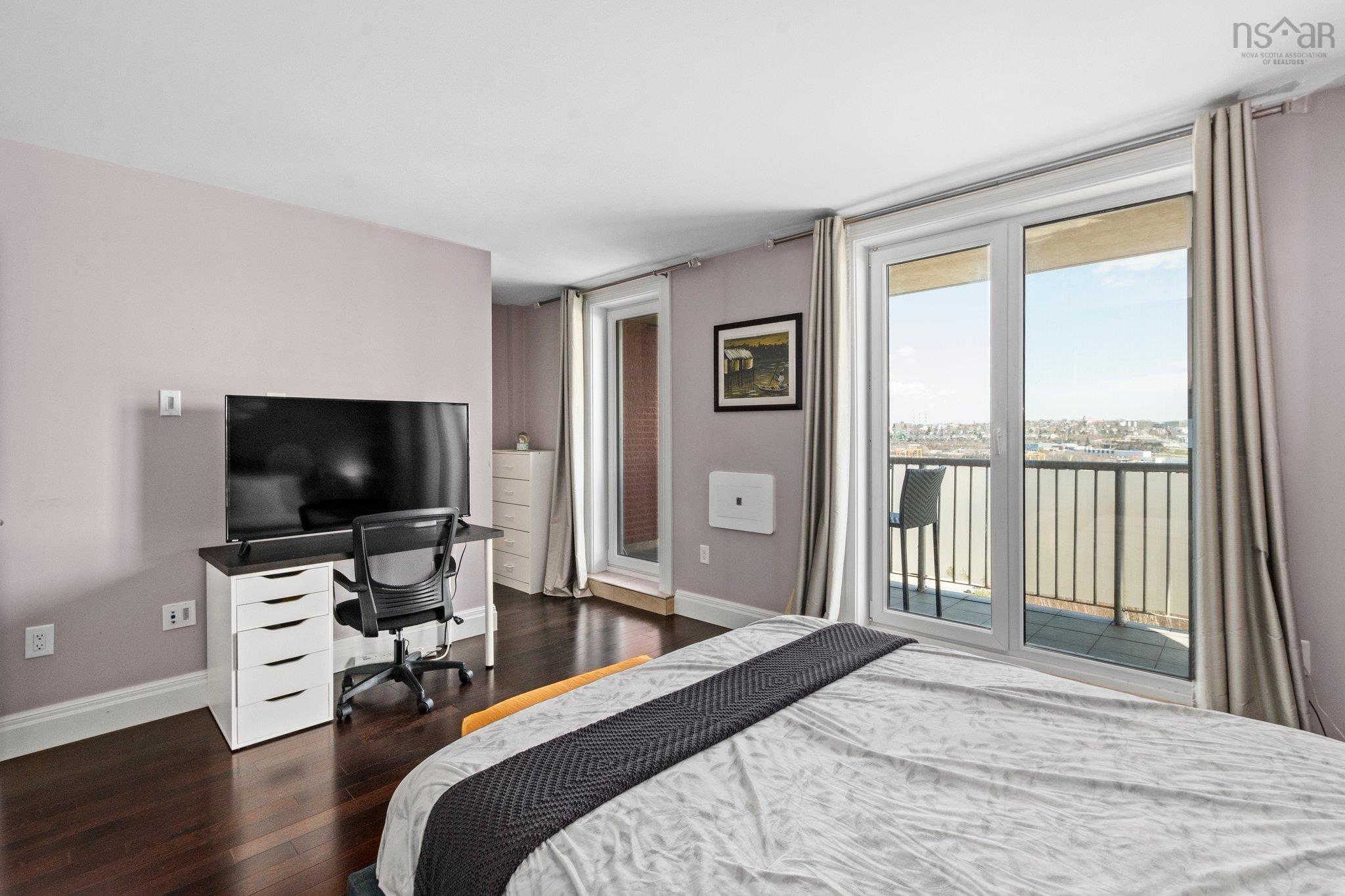 $389,900.00: 822 45 Vimy, Halifax