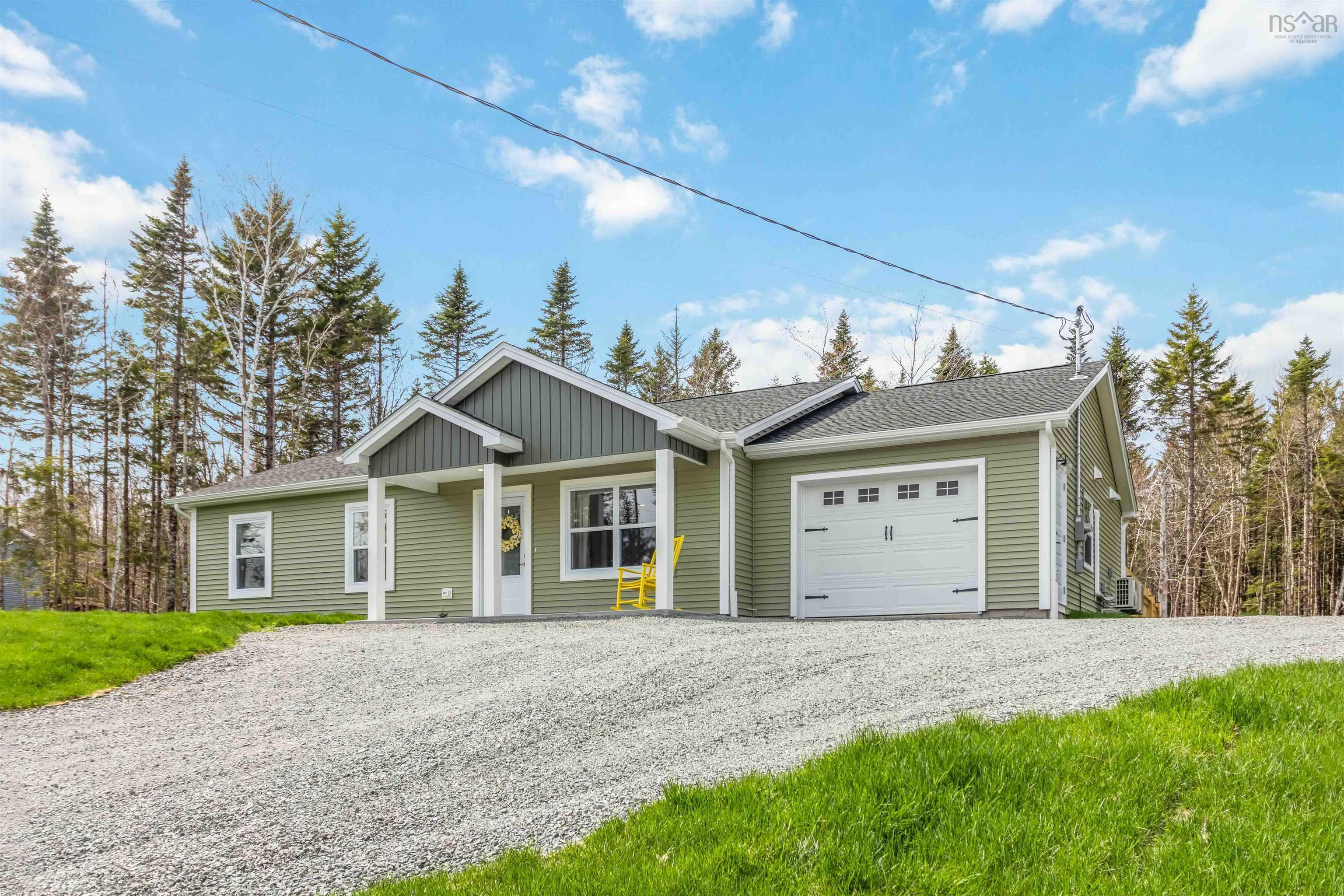 $599,900.00: 356 East Uniacke Road, East Uniacke