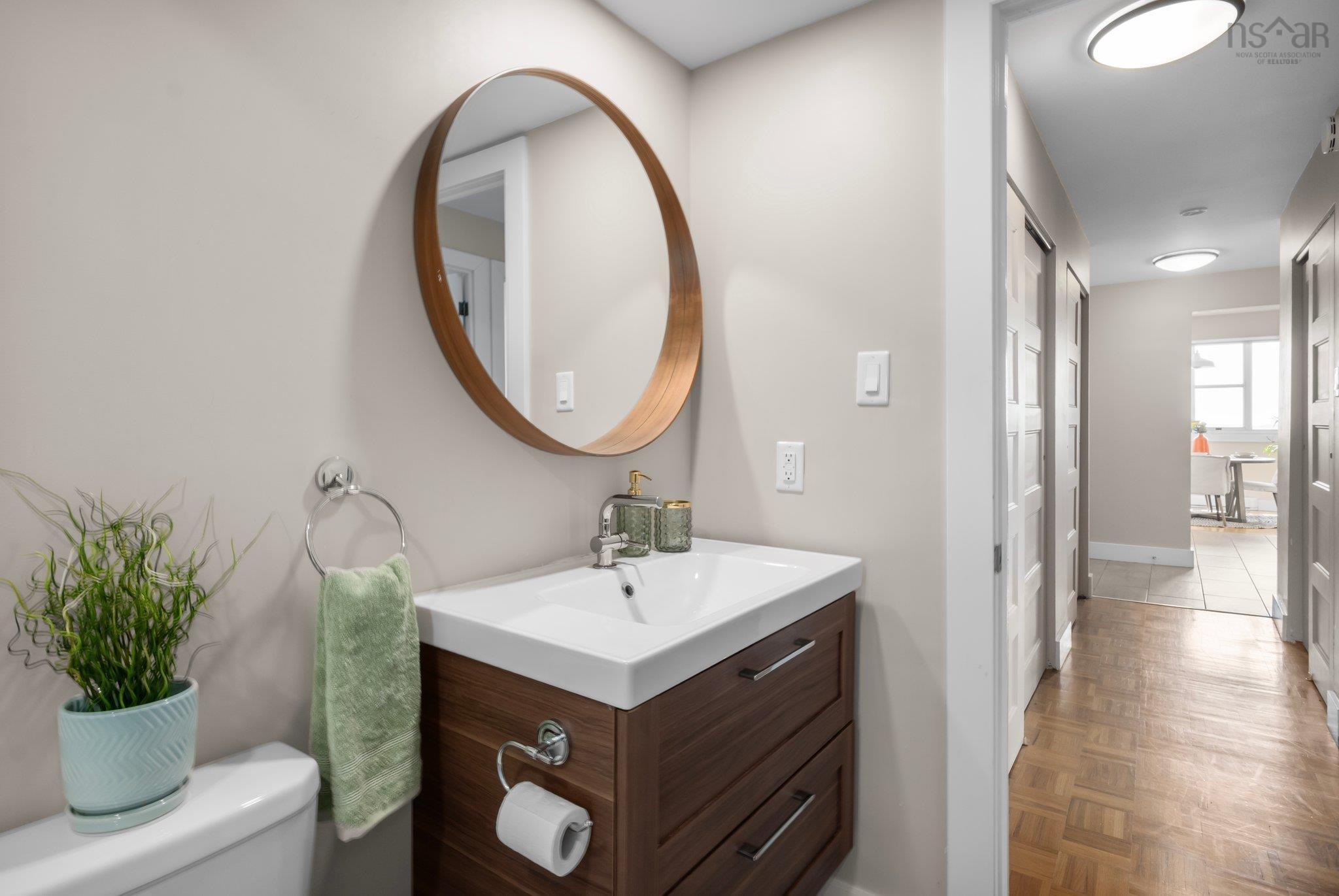 $449,900.00: 1403 5959 Spring Garden Road, Halifax