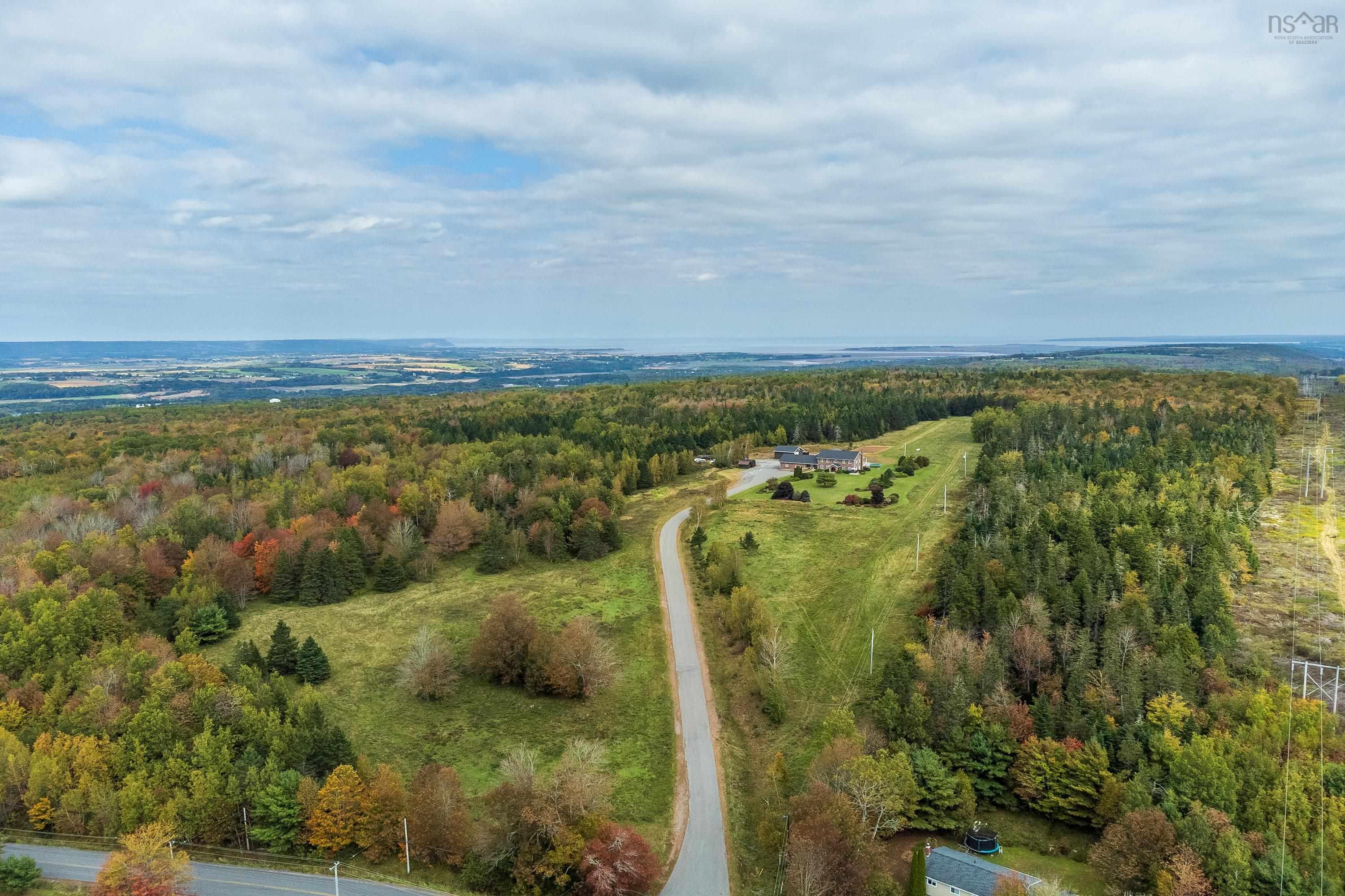$1,390,000.00: 86-88 Highbury School Road, Canaan