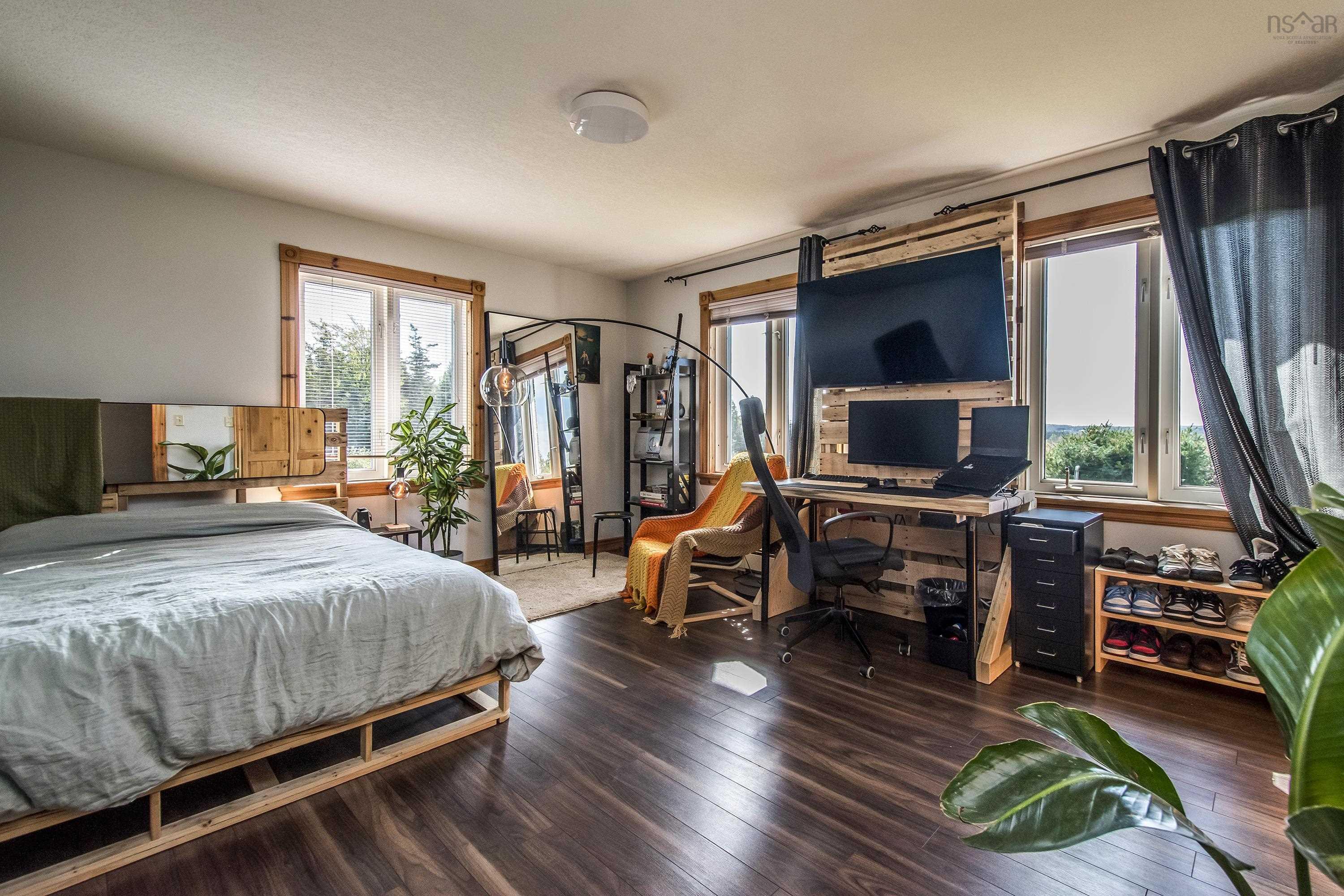 $1,390,000.00: 86-88 Highbury School Road, Canaan