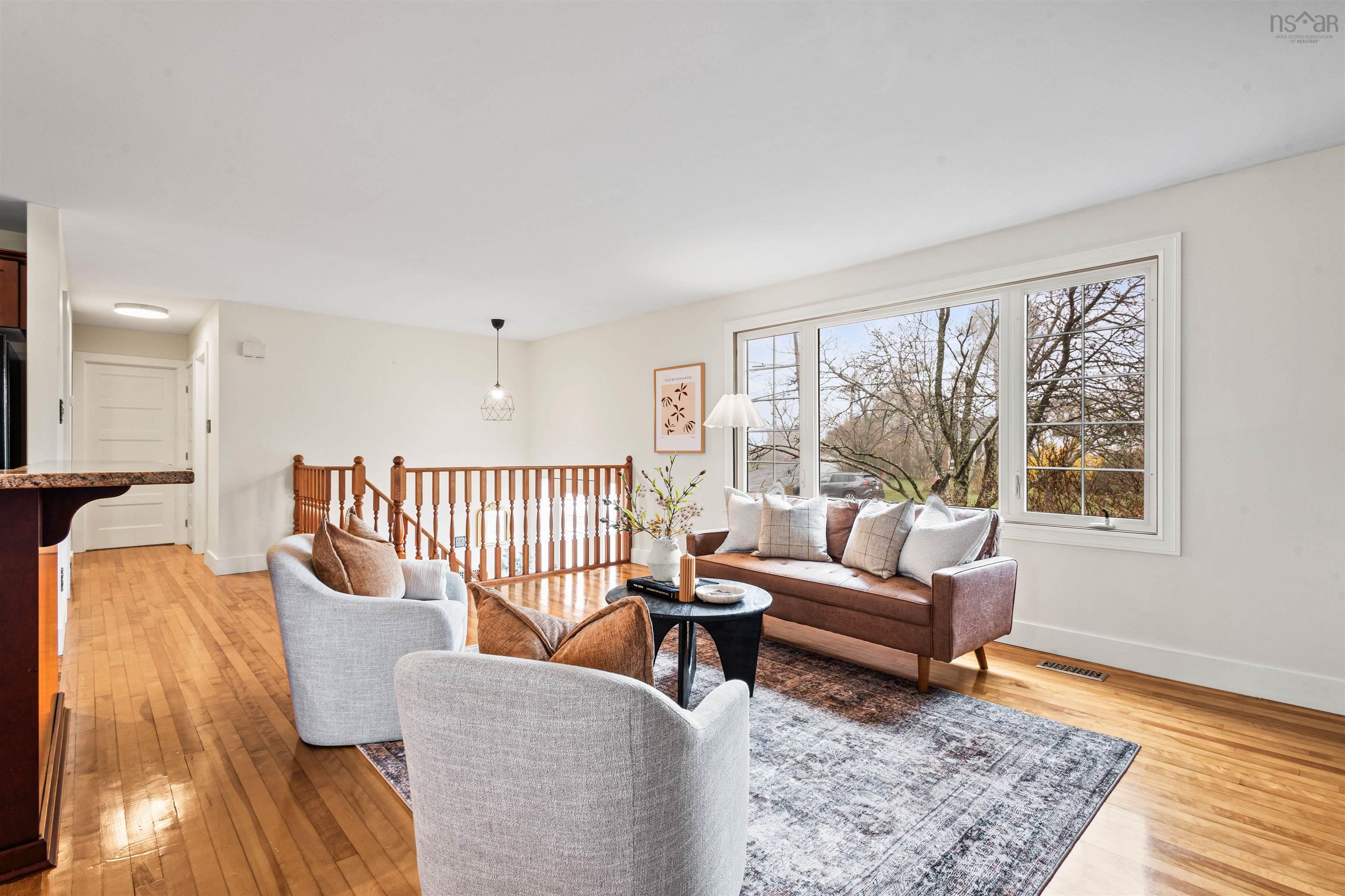 $549,900.00: 9 Gourok Avenue, Dartmouth