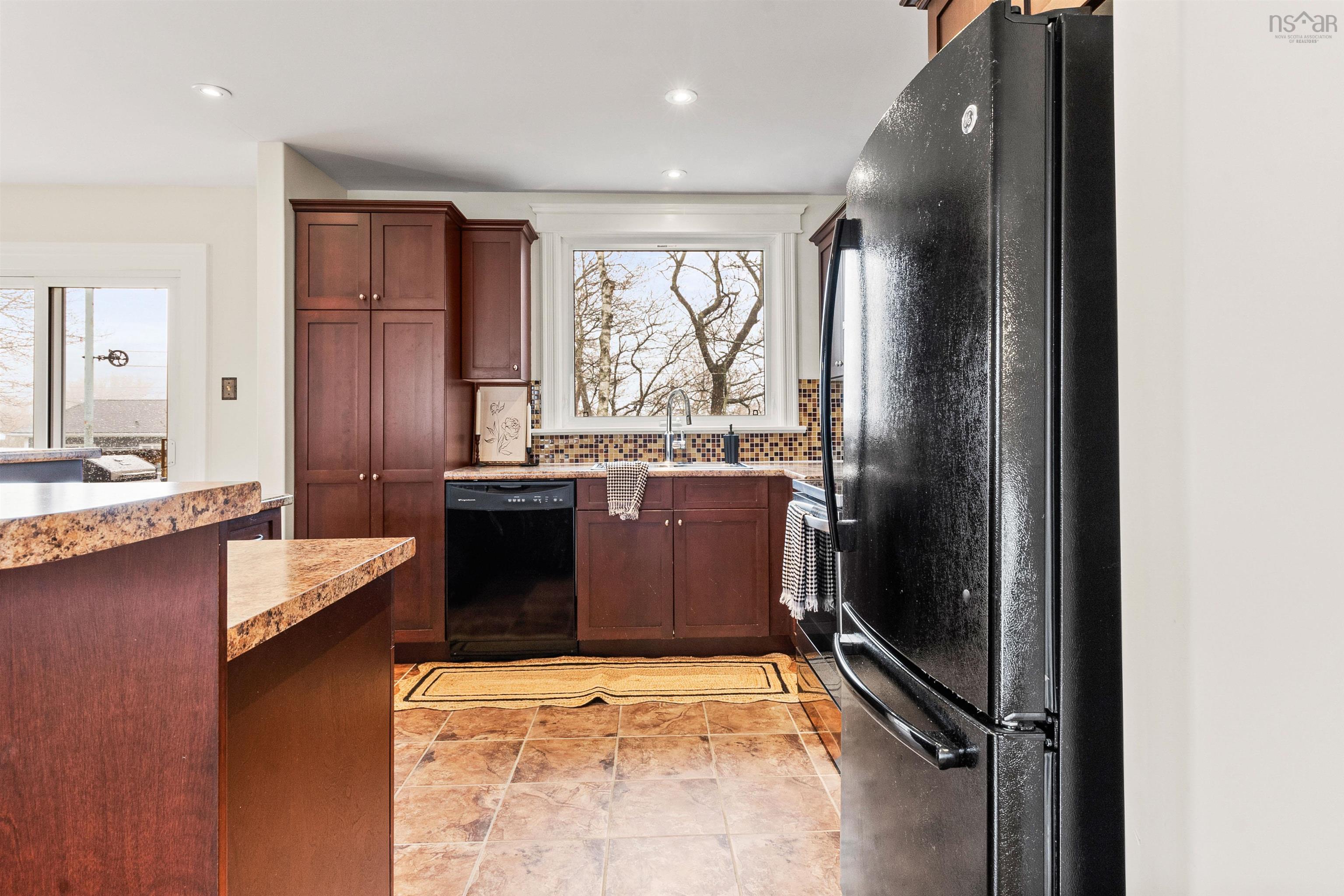 $549,900.00: 9 Gourok Avenue, Dartmouth