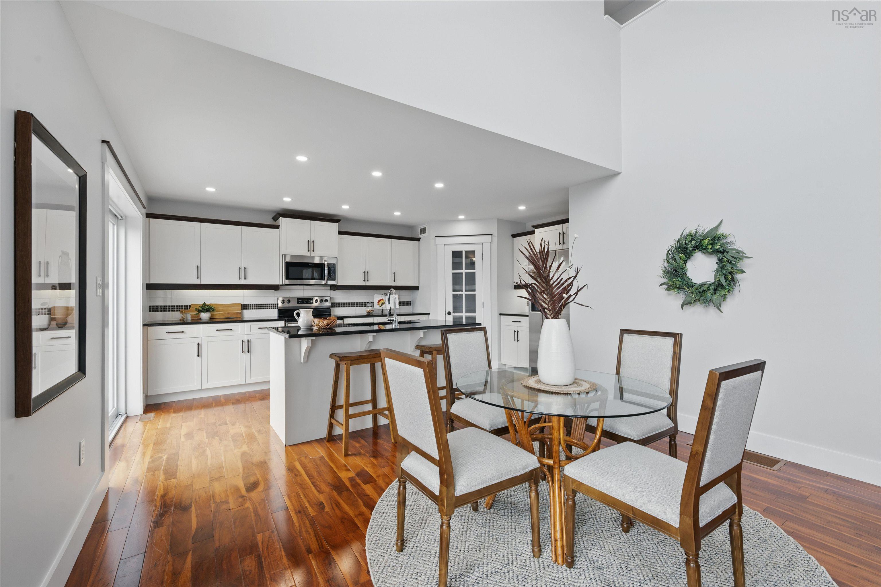 $789,000.00: 203 Maple Grove Avenue, Timberlea