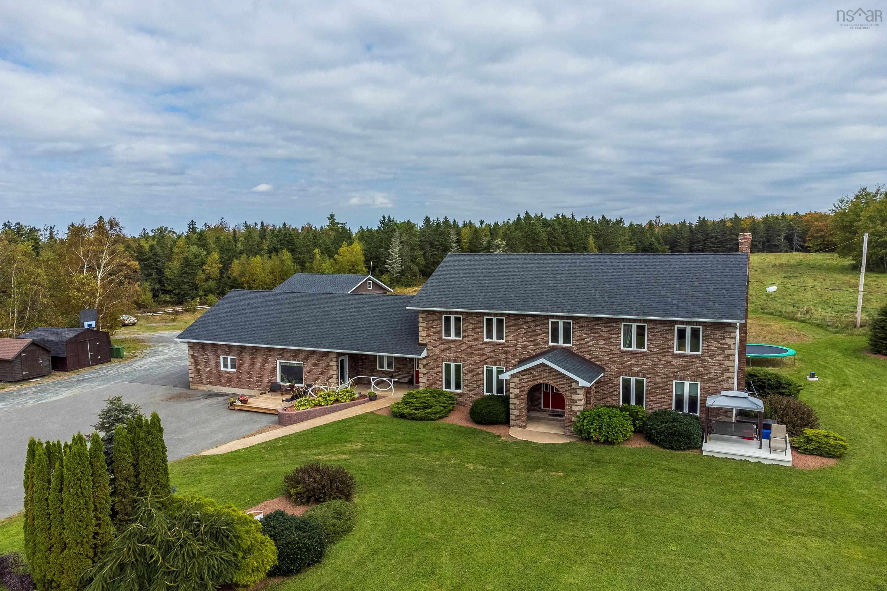 $1,390,000.00: 86-88 Highbury School Road Road, Canaan