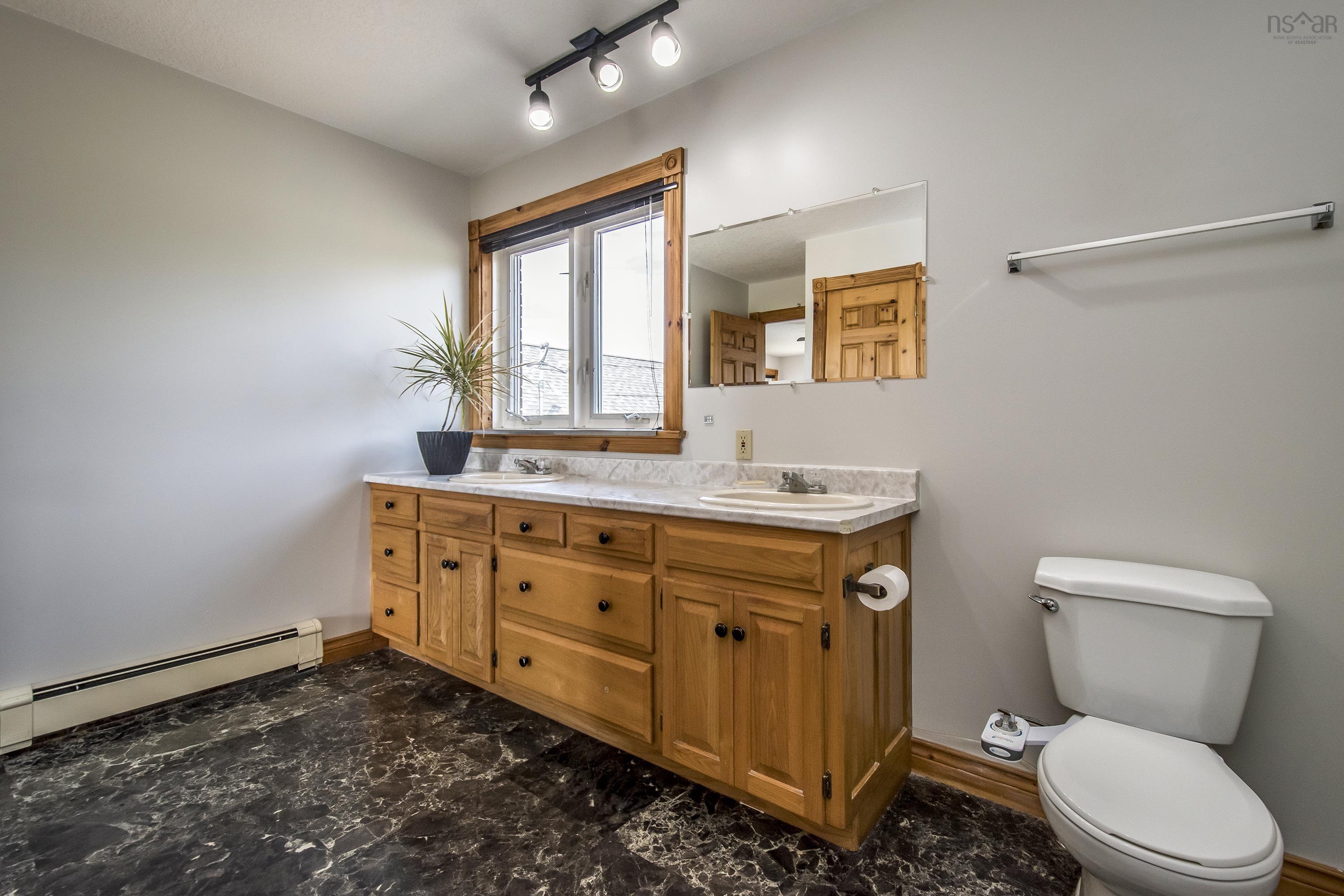 $1,390,000.00: 86-88 Highbury School Road Road, Canaan