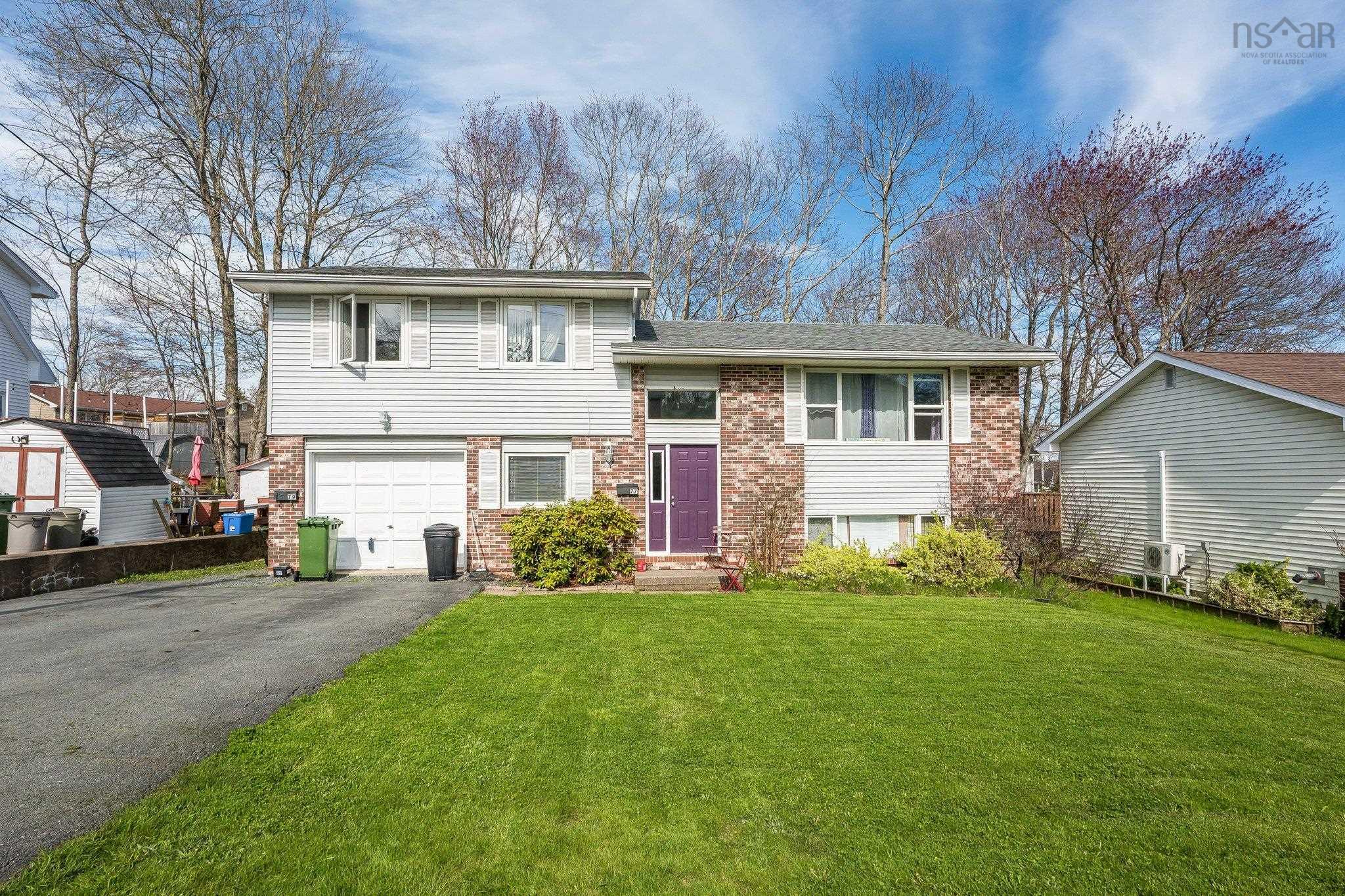 $649,900.00: 77 Wynn Castle Drive, Lower Sackville