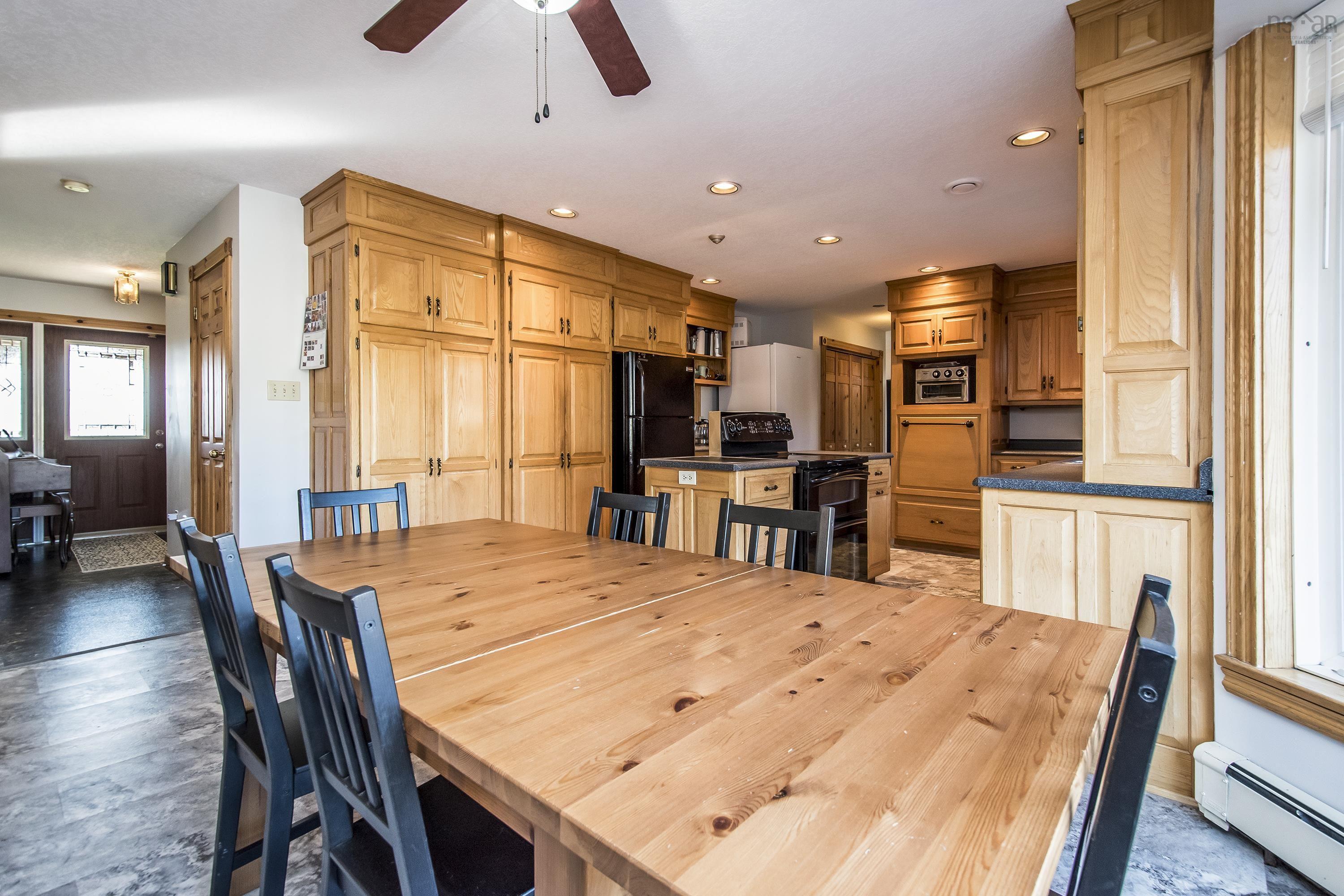 $1,390,000.00: 86-88 Highbury School Road, Canaan