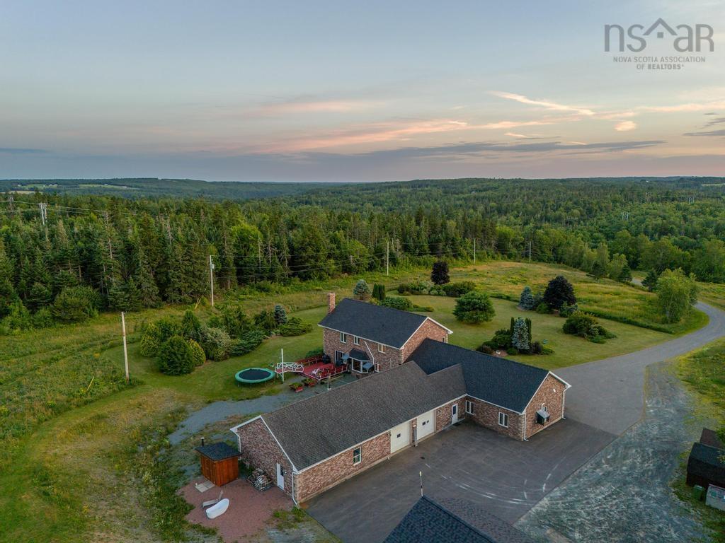 $1,390,000.00: 86-88 Highbury School Road, Canaan