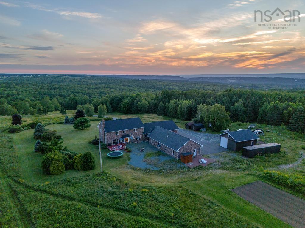 $1,390,000.00: 86-88 Highbury School Road, Canaan