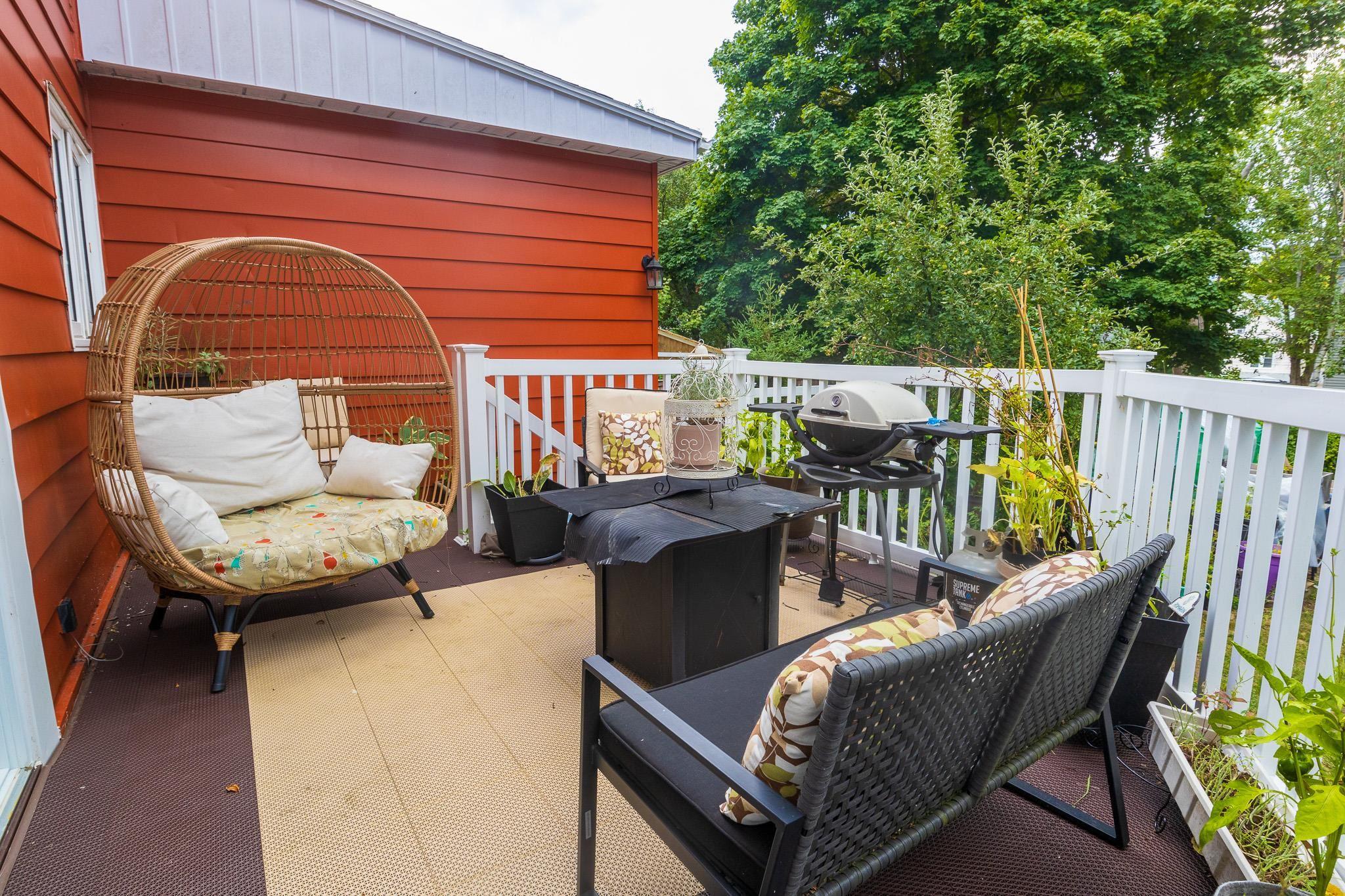 $430,000.00: 79 Whitney Avenue, Sydney